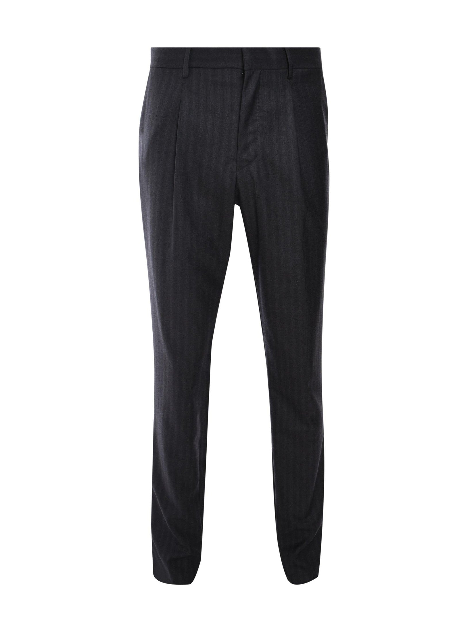 Suit feeling