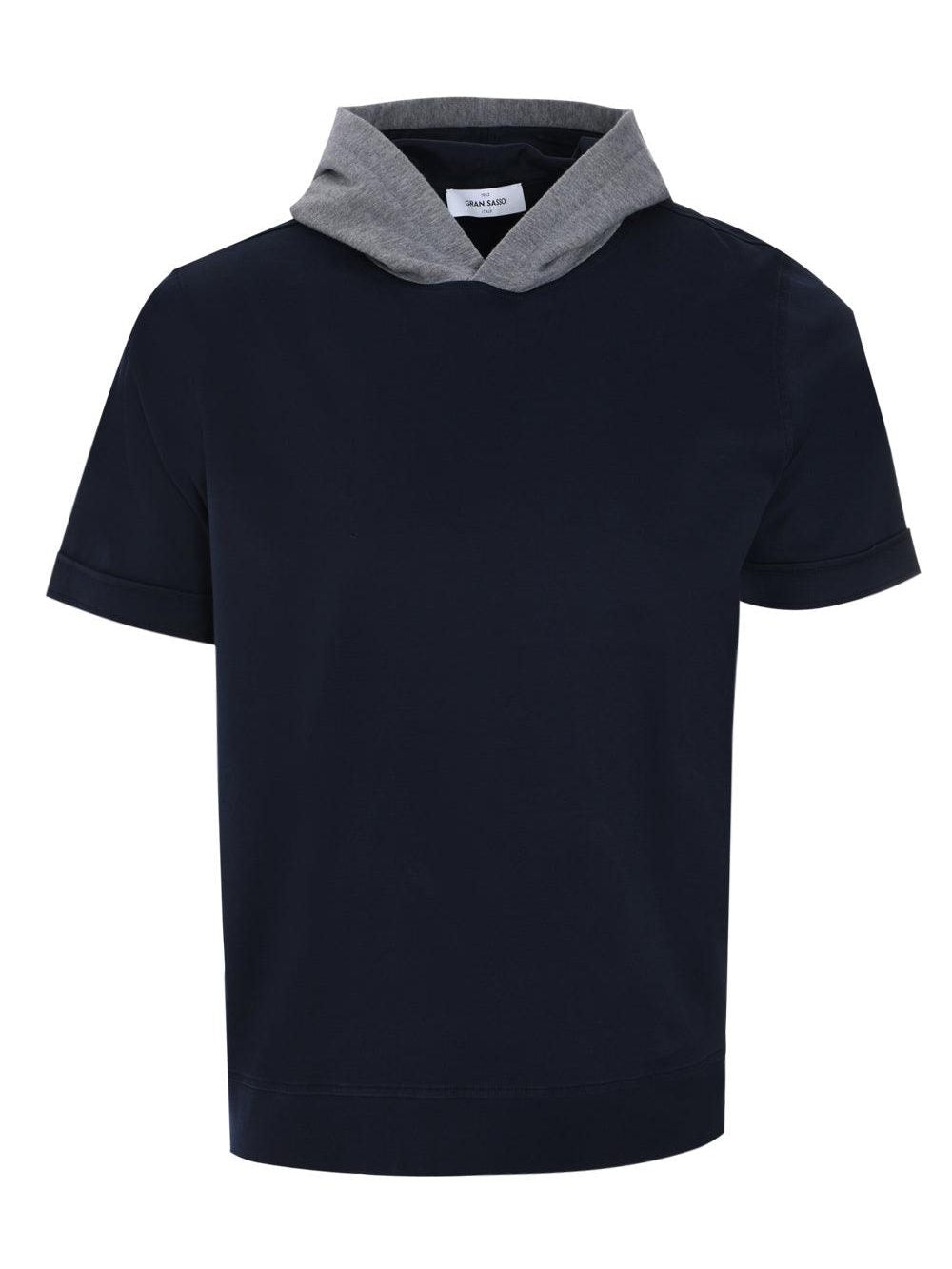 Pull hood