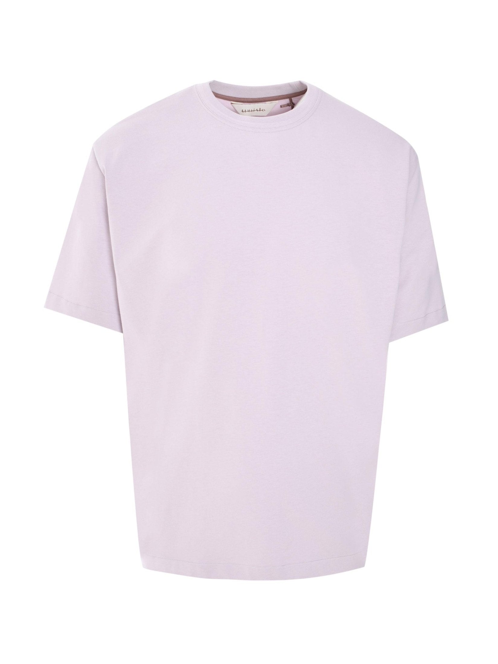 Attire t-shirt