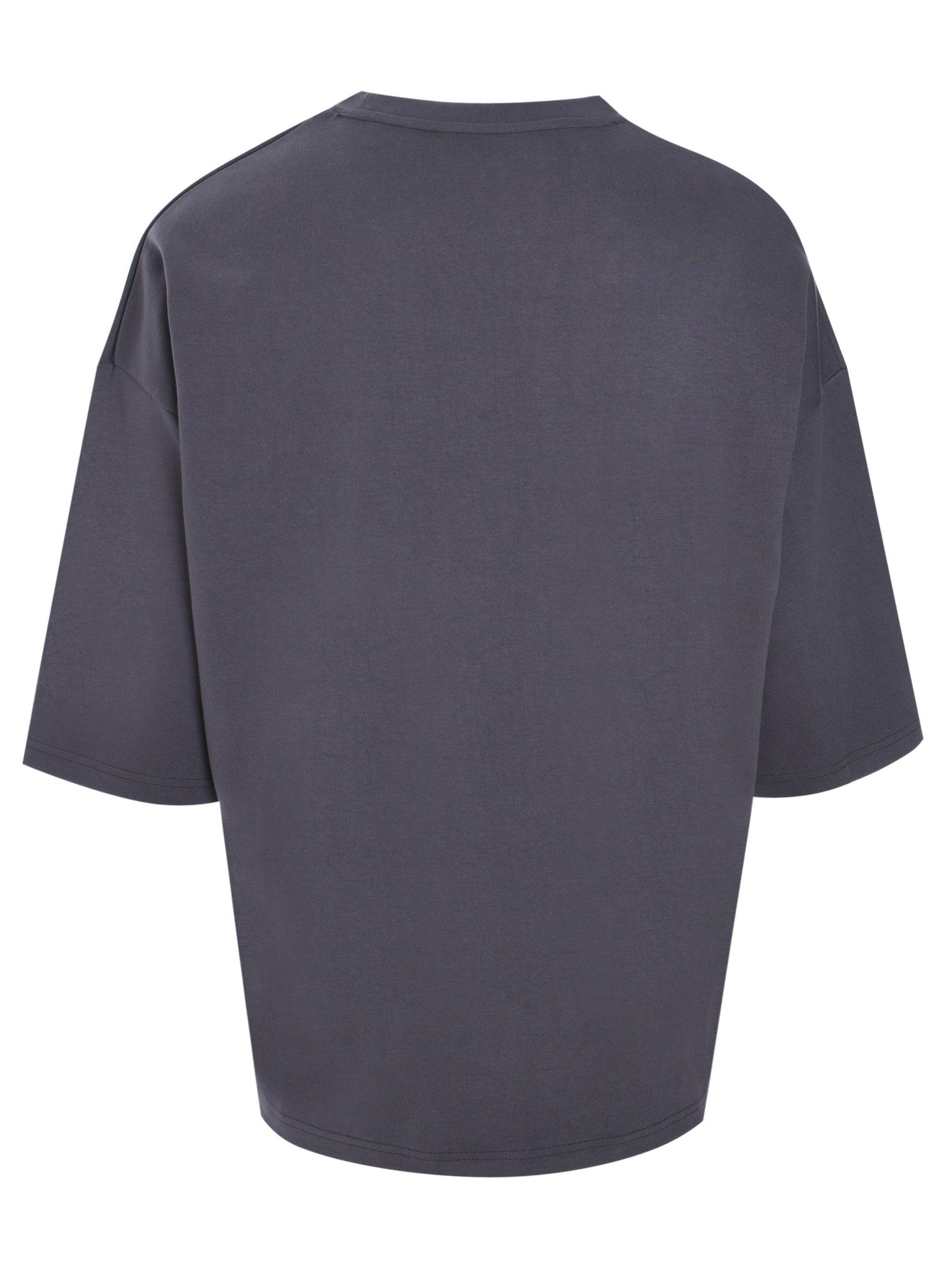 Space out oversized tee