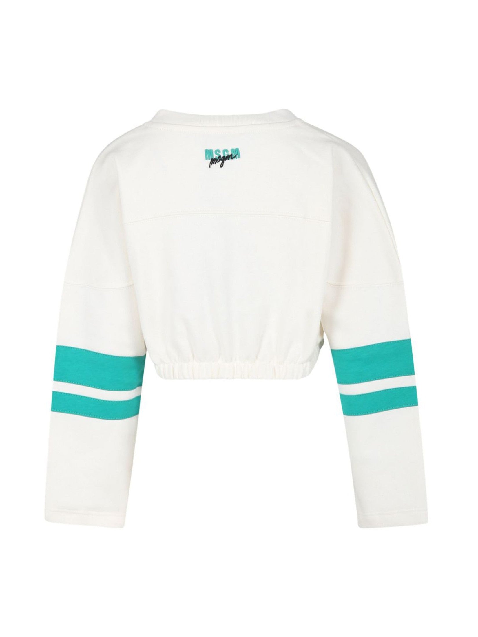 Cropped sweatshirt girl
