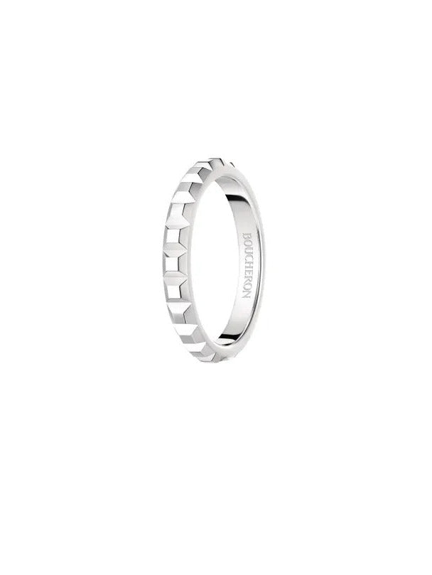 Clou de paris platinum wedding band