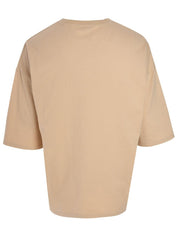 Box fit tee crowd