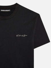 SIGNATURE T-SHIRT