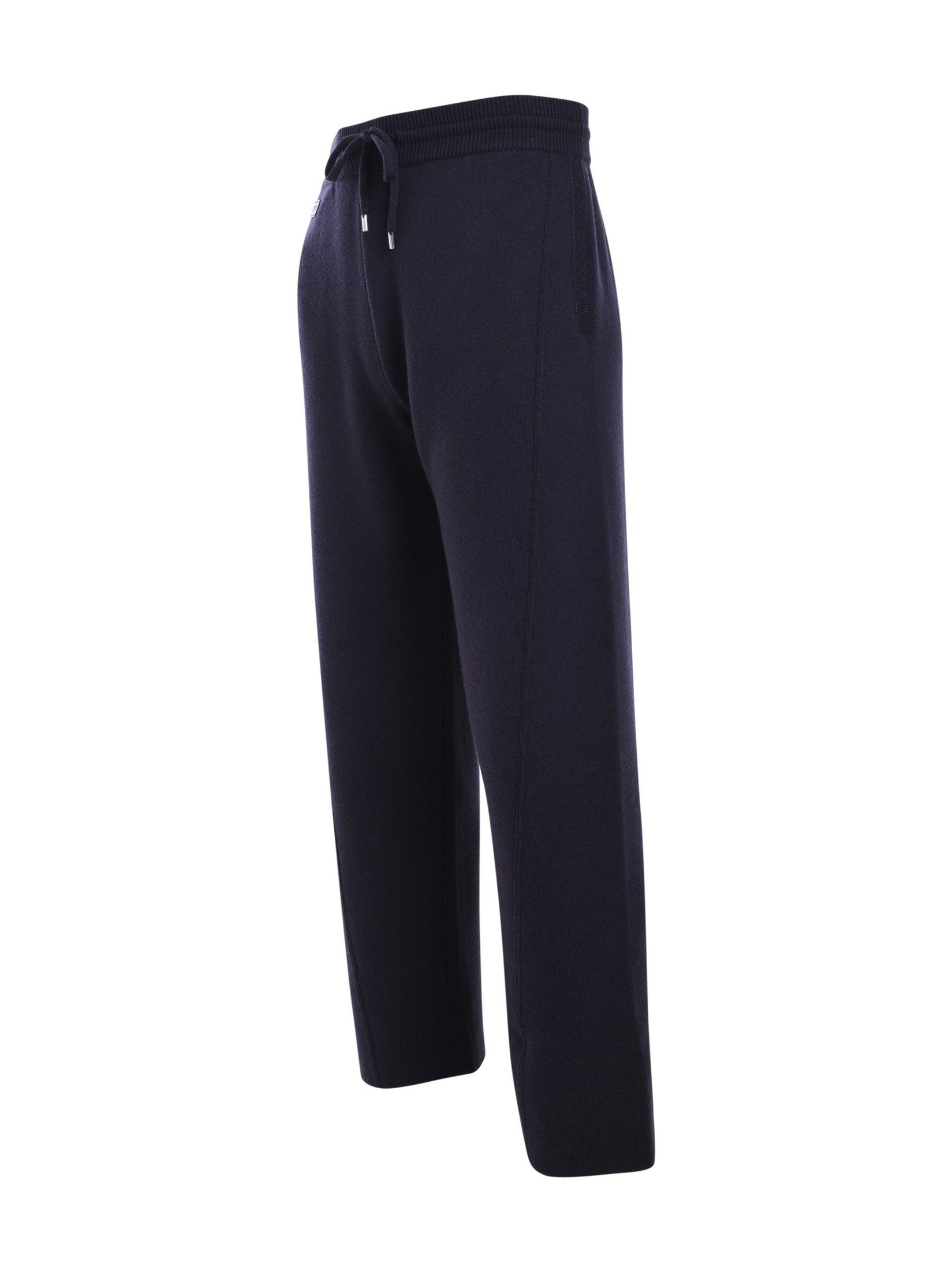 Relaxed trousers
