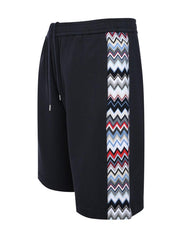 Shorts in cotton with chevron inserts