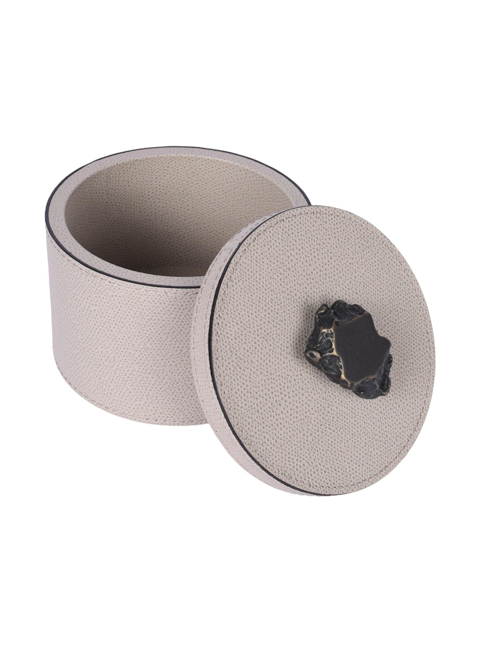 Ambretta box round tall