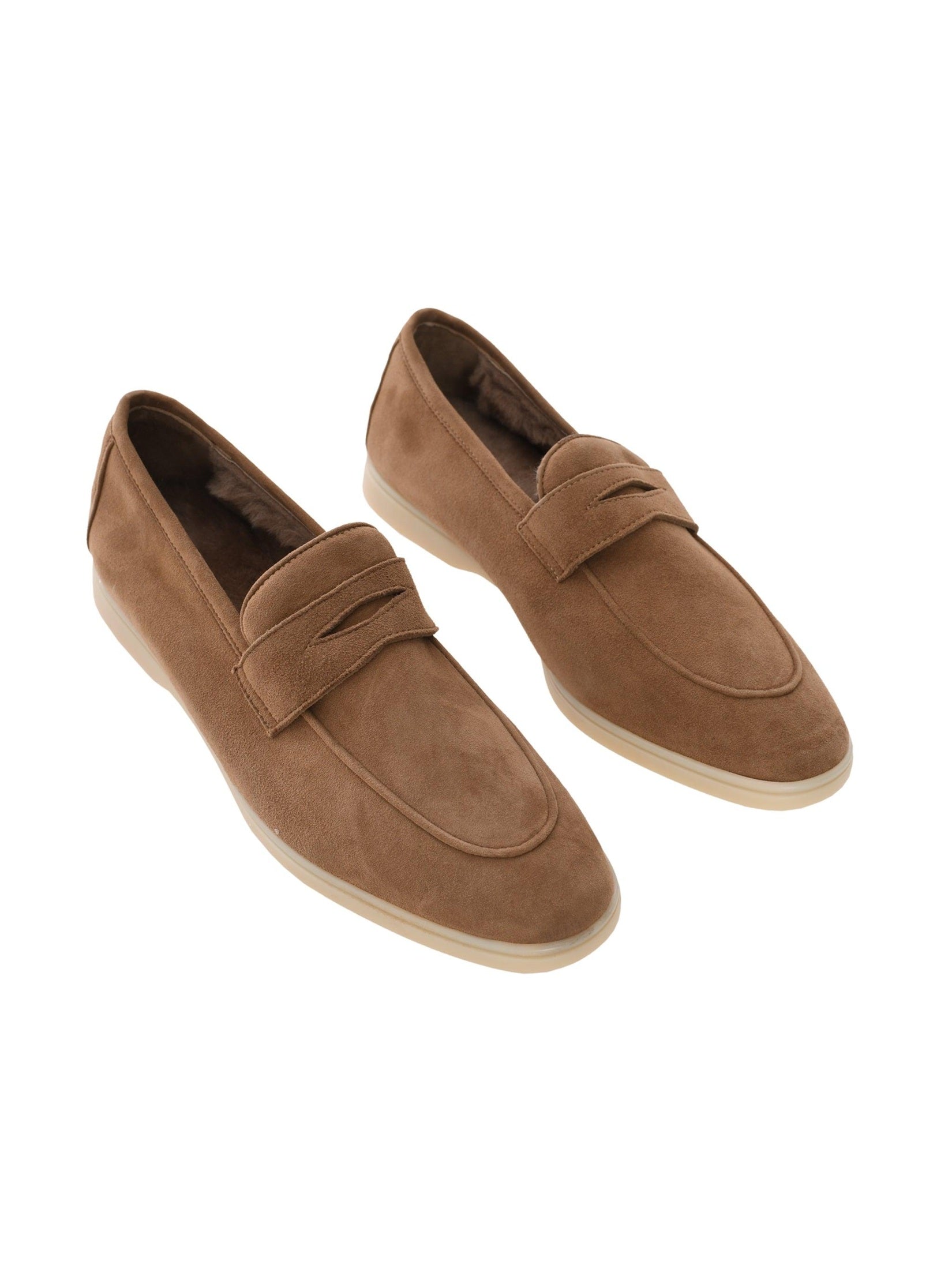 Mousy brown suede and shearling loisir gomme
