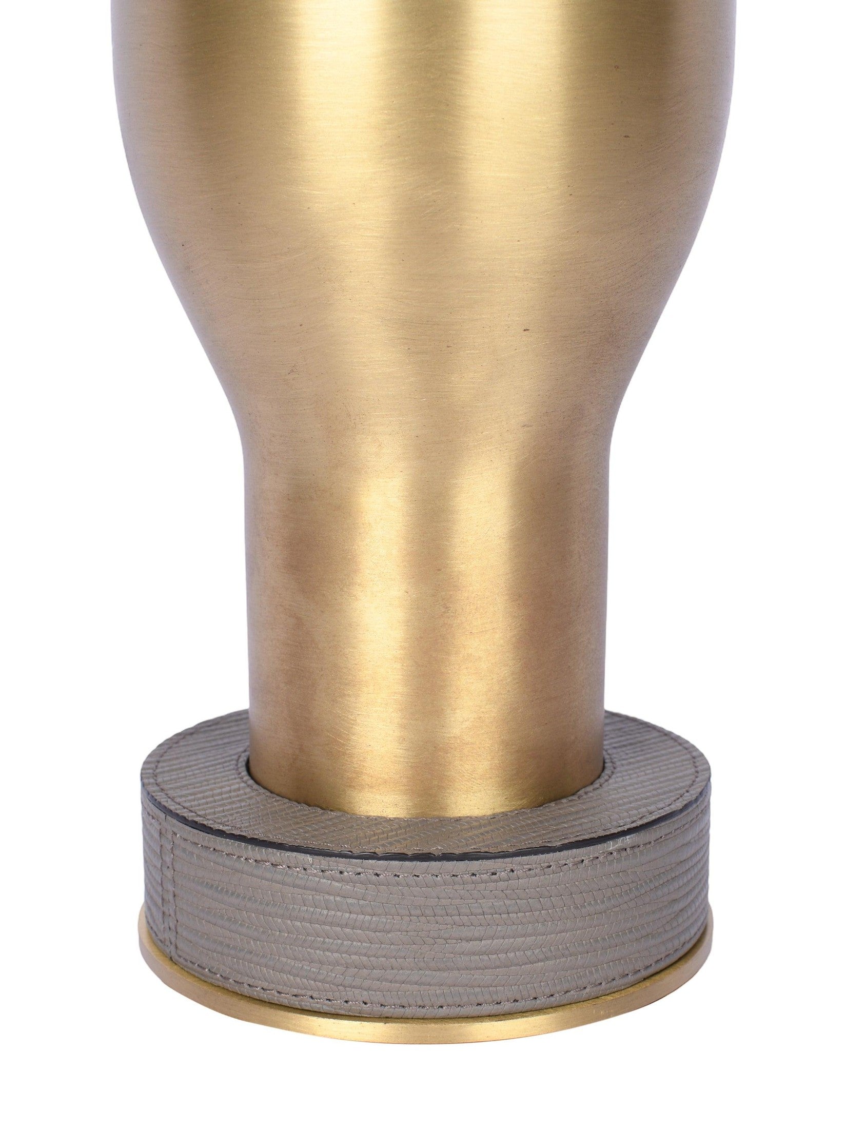 Brindisi vase  brass