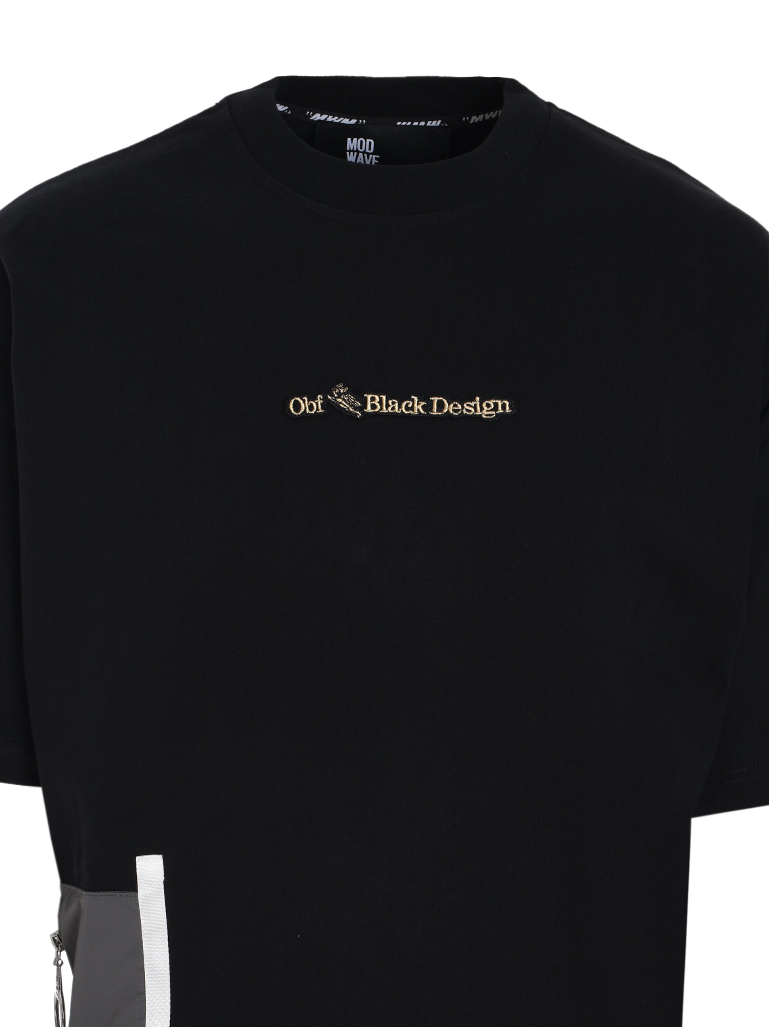 BLACK CAPSULE T-SHIRT 001