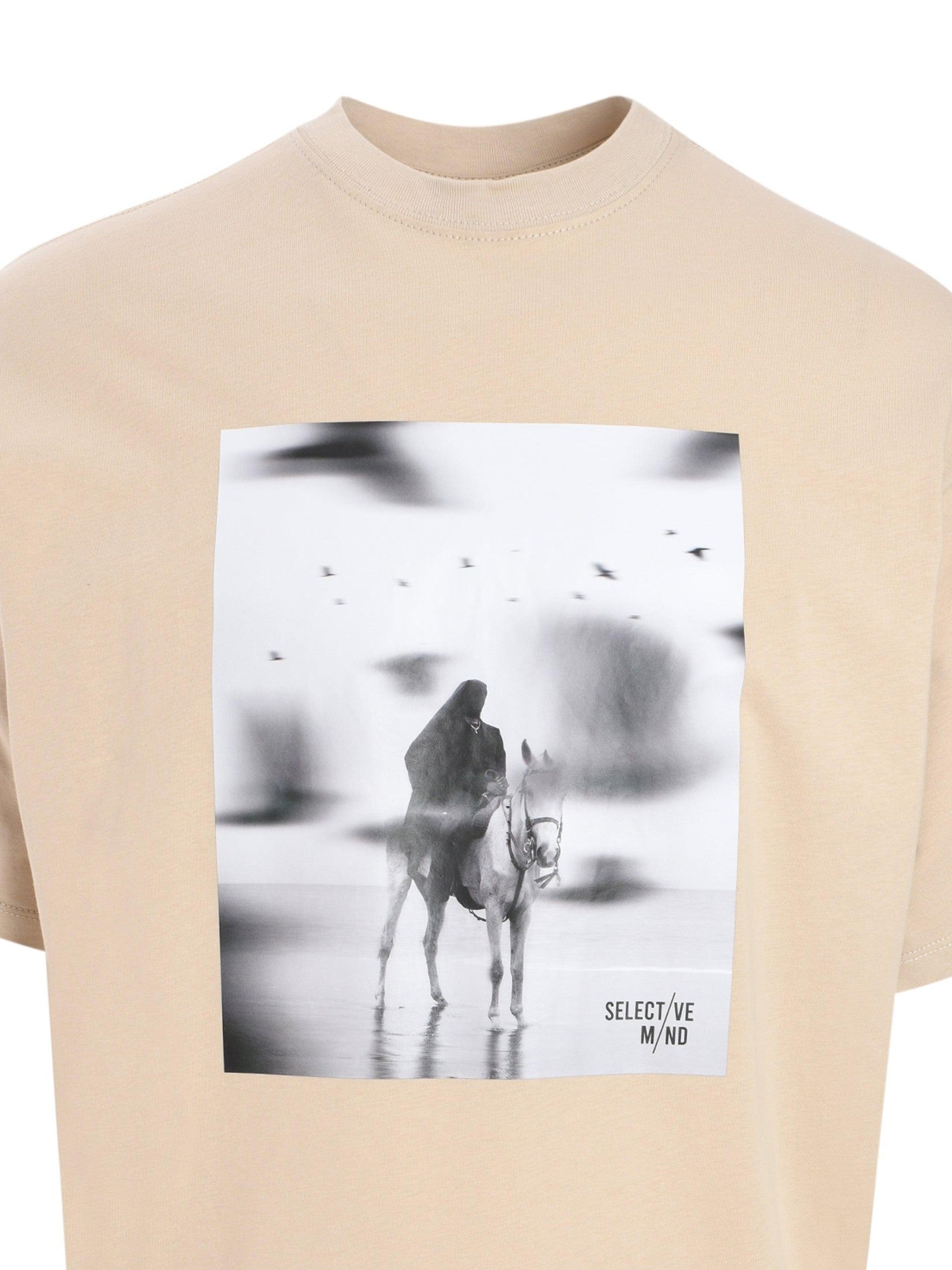 T-shirt storm