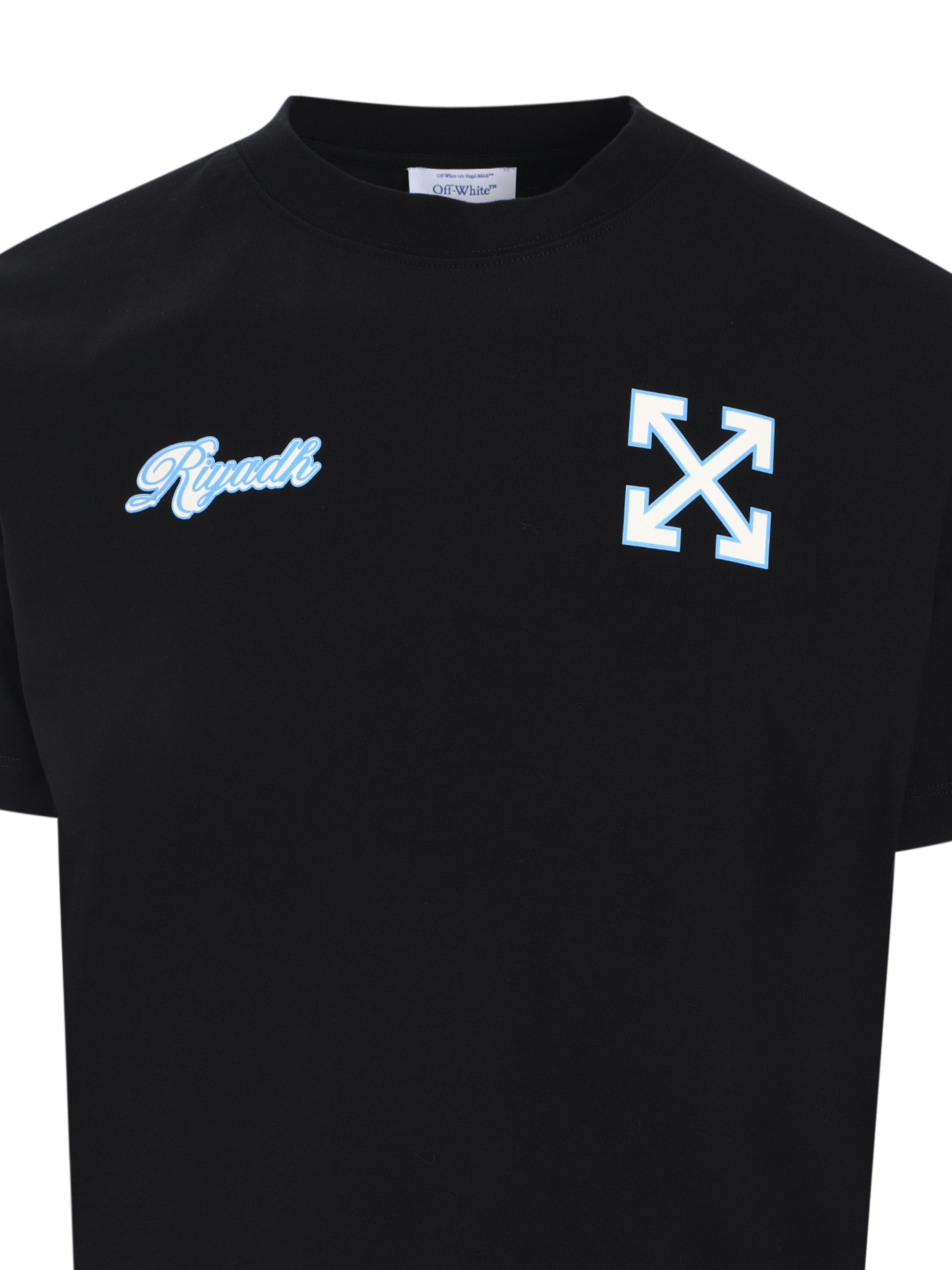 تيشيرت Off-White™ الحصري – إصدار الرياض
