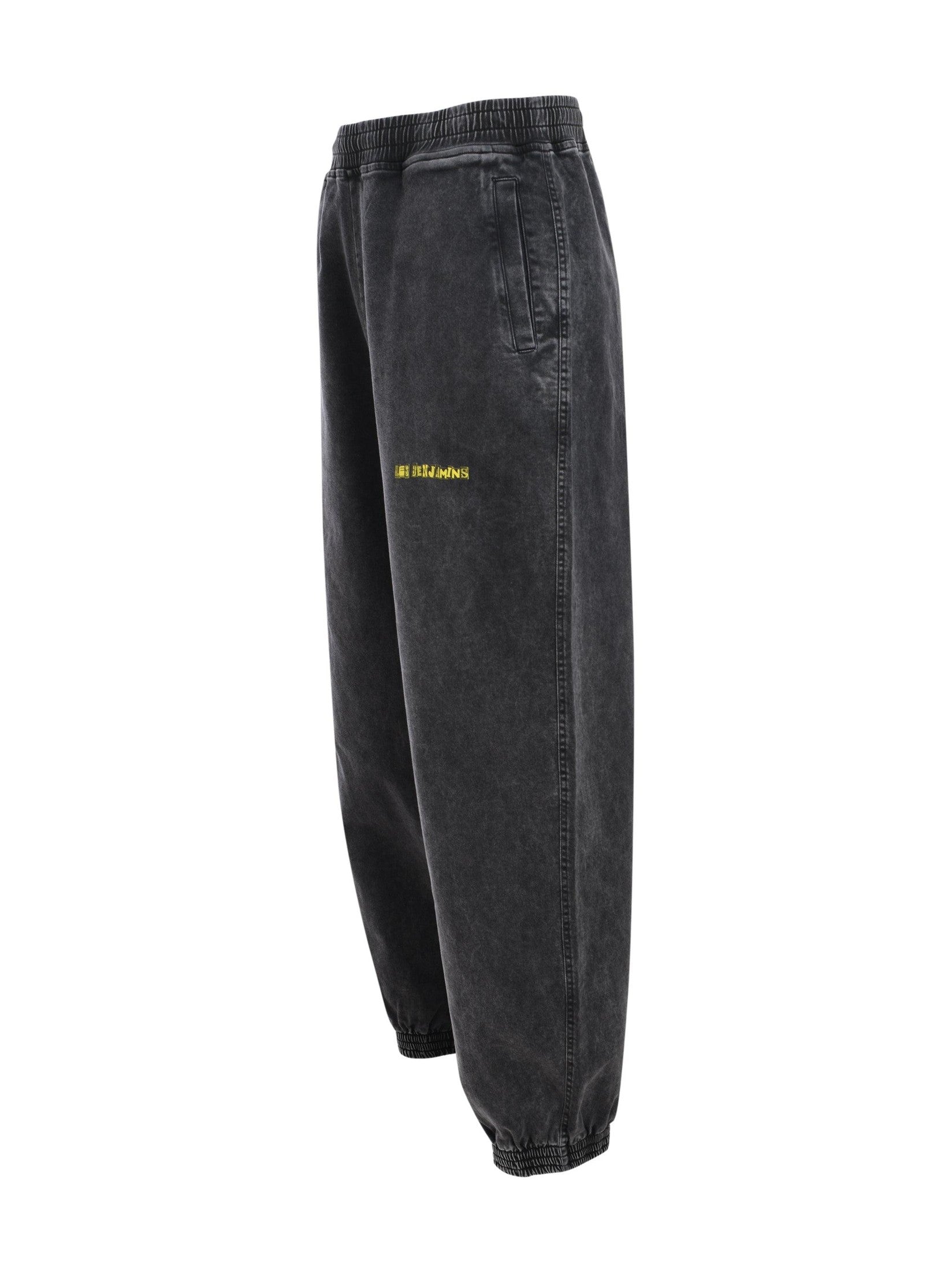 Trackpant 002