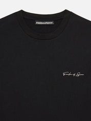 SIGNATURE T-SHIRT