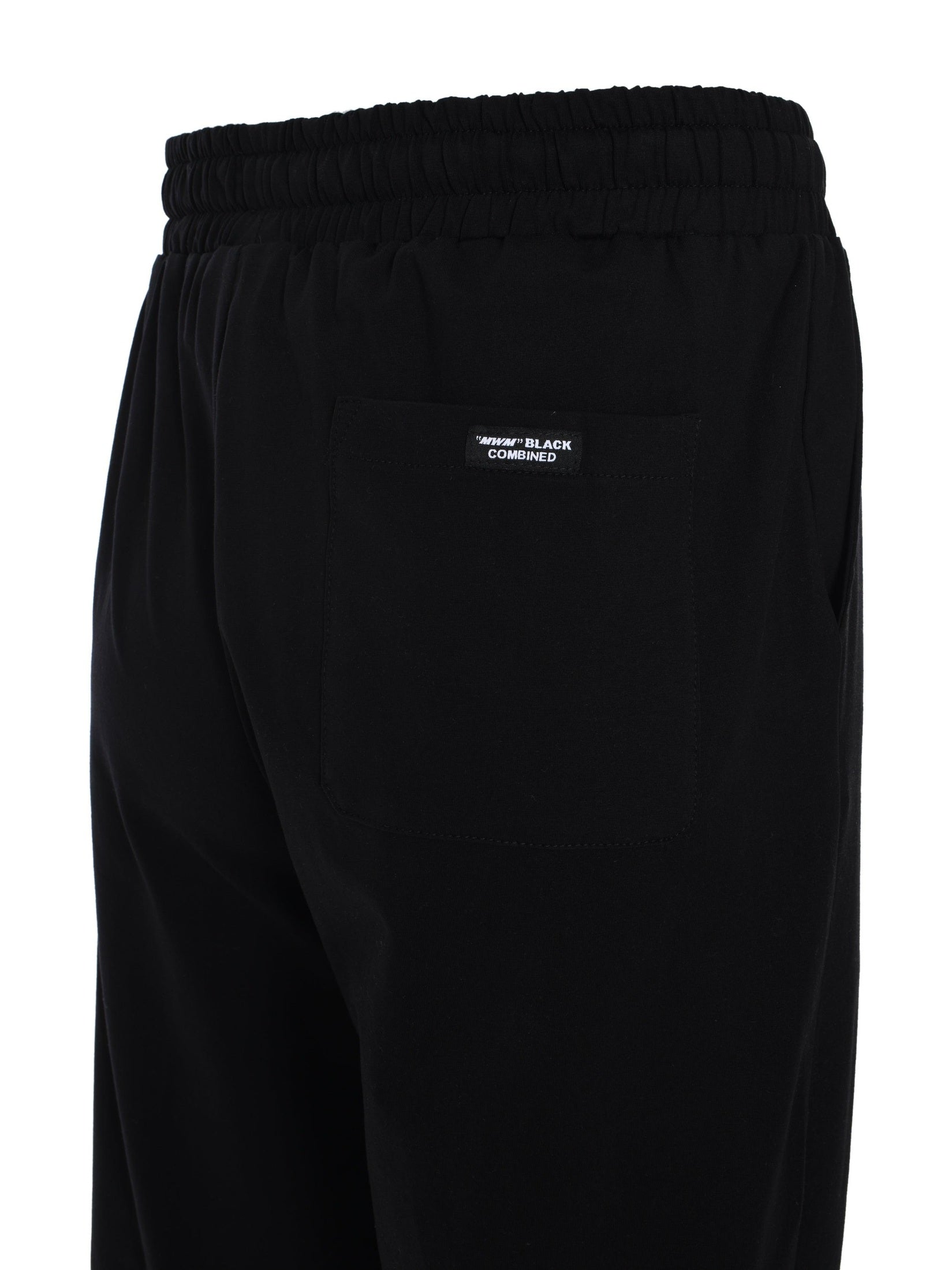 Black capsule trousers 017