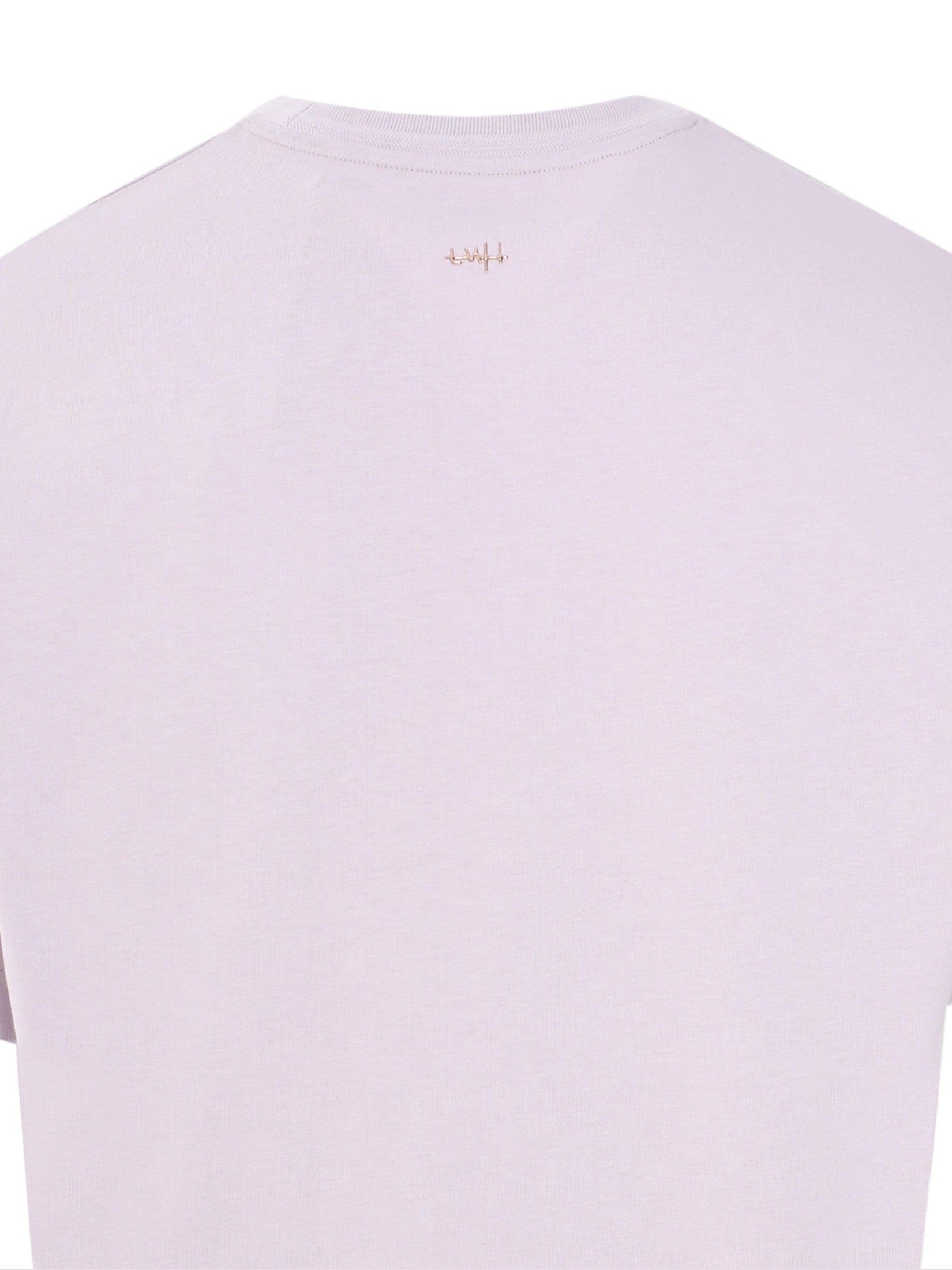 Attire t-shirt