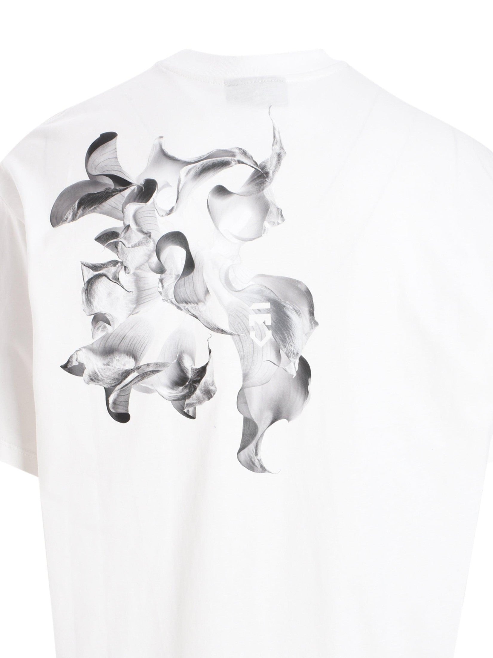 T-shirt bloom