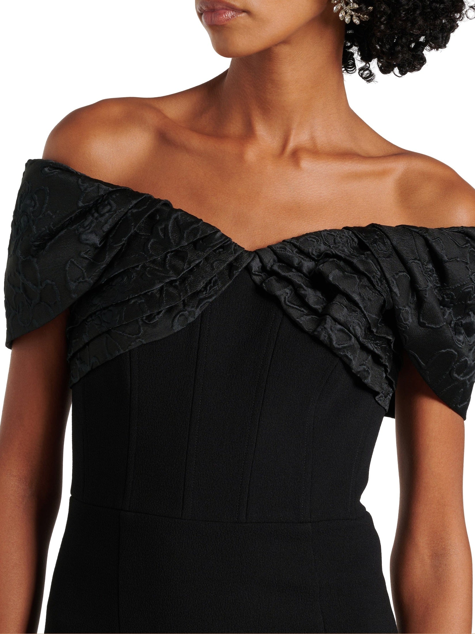 Athena o/s gown