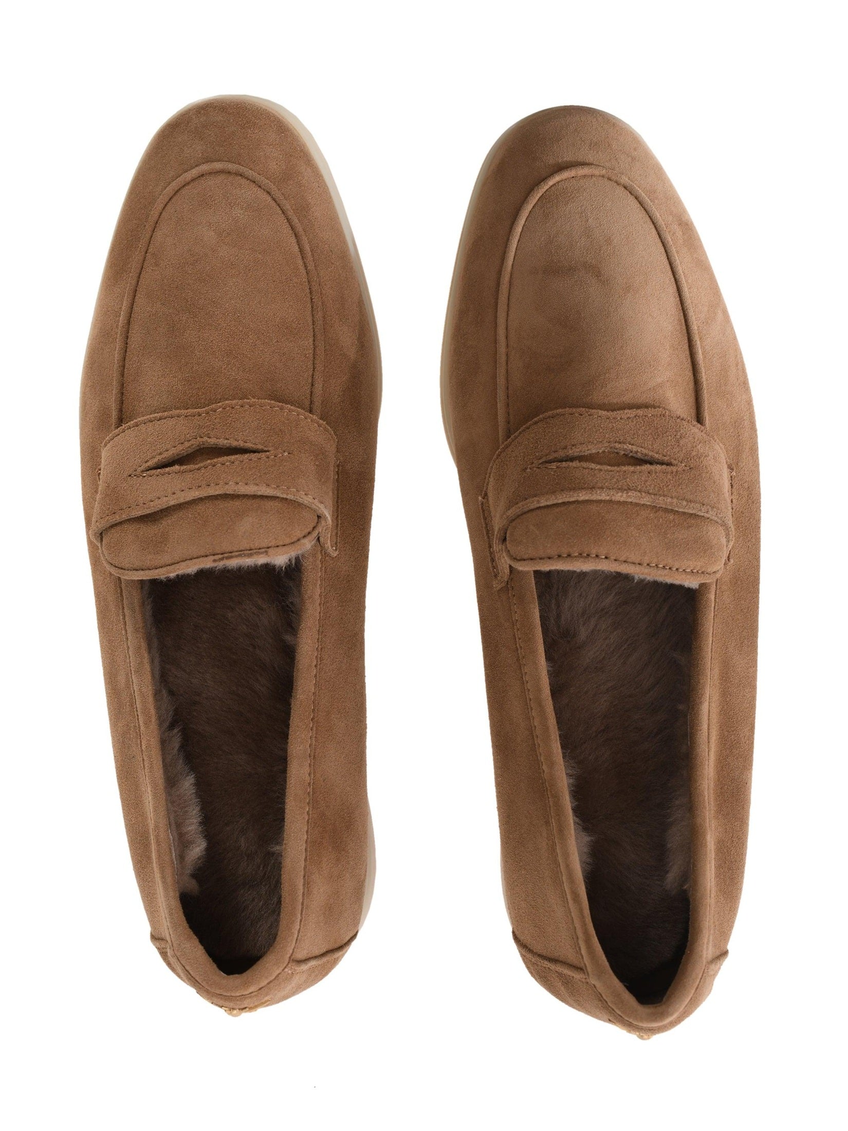 Mousy brown suede and shearling loisir gomme