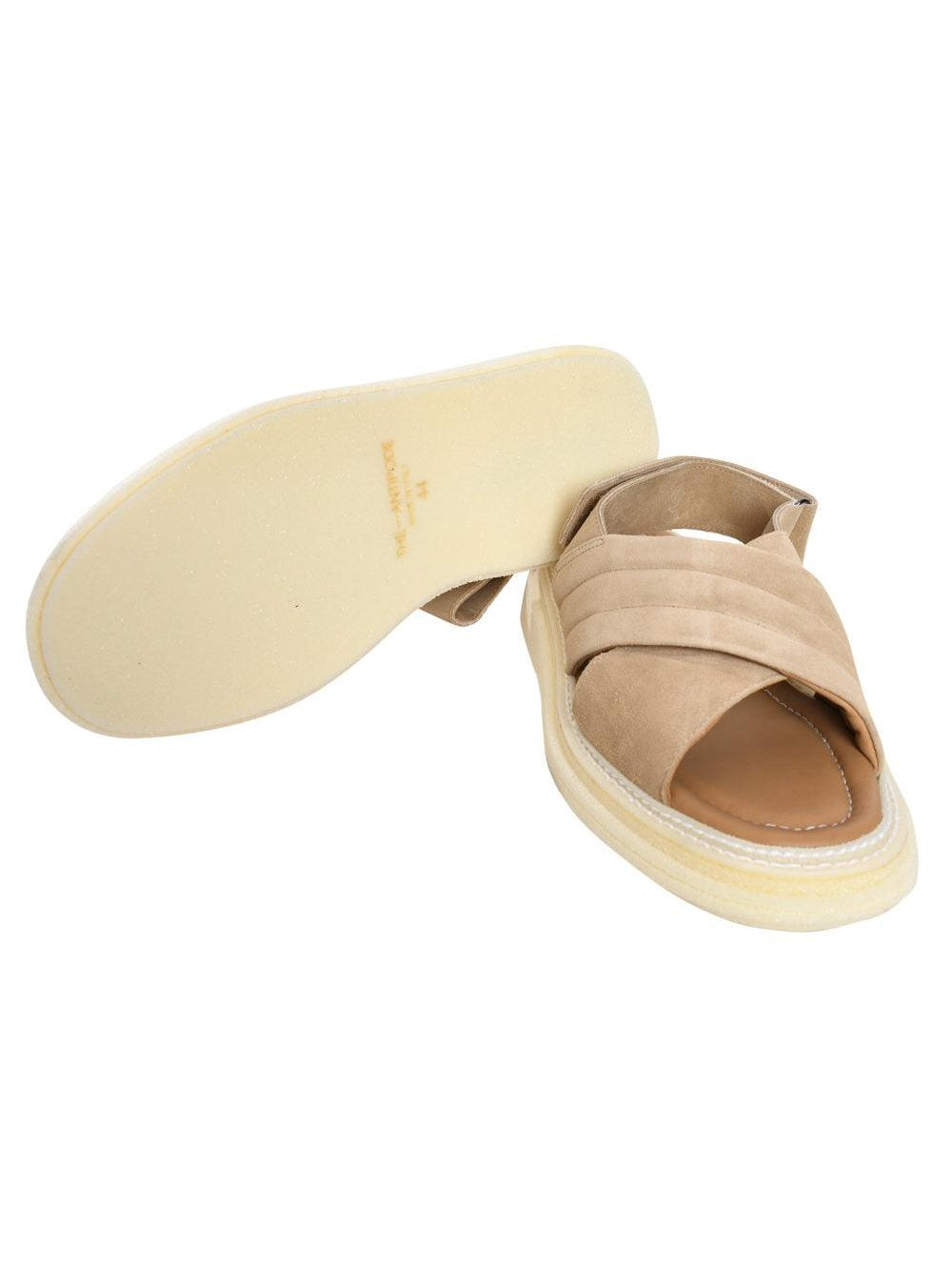 Crossover sandals