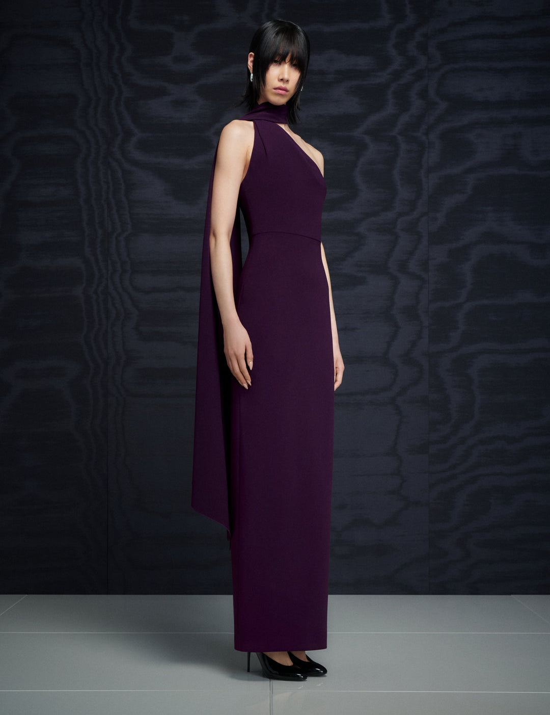 09_OS38011_DEMI_MAXI_DRESS_PLUM_0007_Rework_1080x_63d21b57-2fc2-4e4d-9fd2-7d17e2fe66ac.jpg