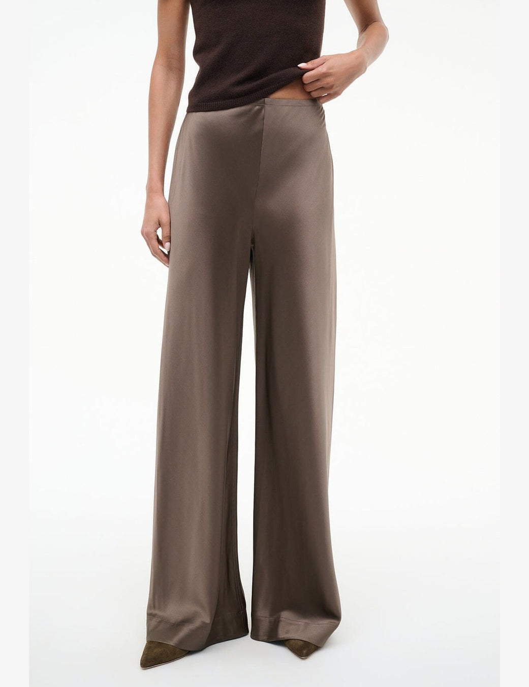 1-STROLL_SILK_PANT_TRUFFLE_retouch_waterspots_2200_web_edit.jpg