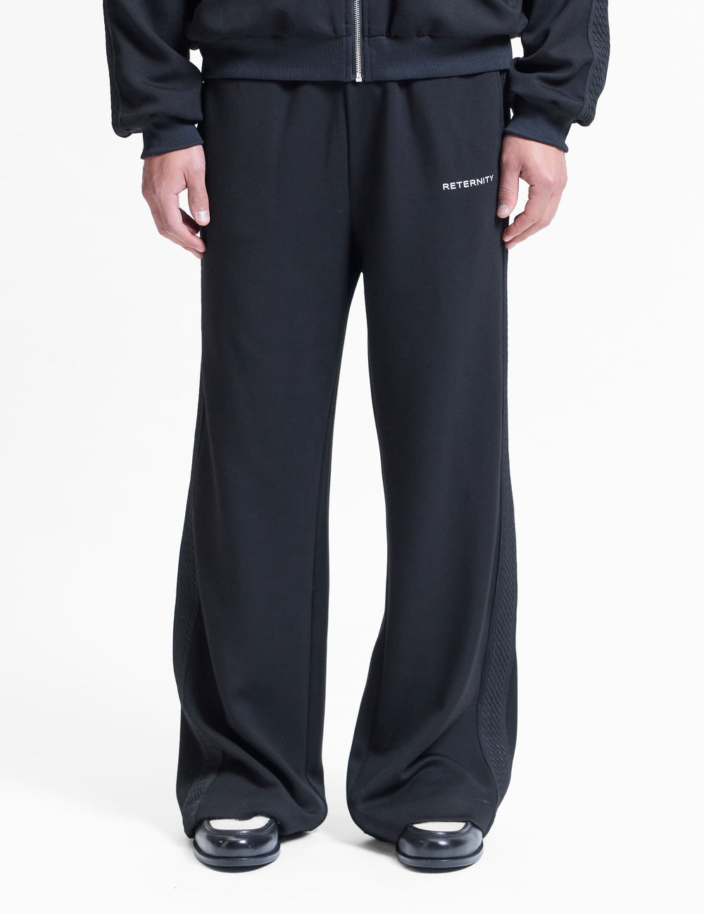 1002266010_STUDIOTRACKPANTS-BLACK_1.jpg