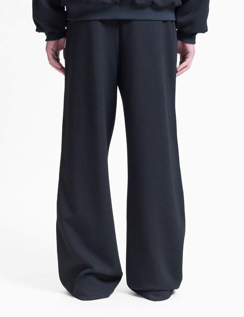 1002266010_STUDIOTRACKPANTS-BLACK_5.jpg