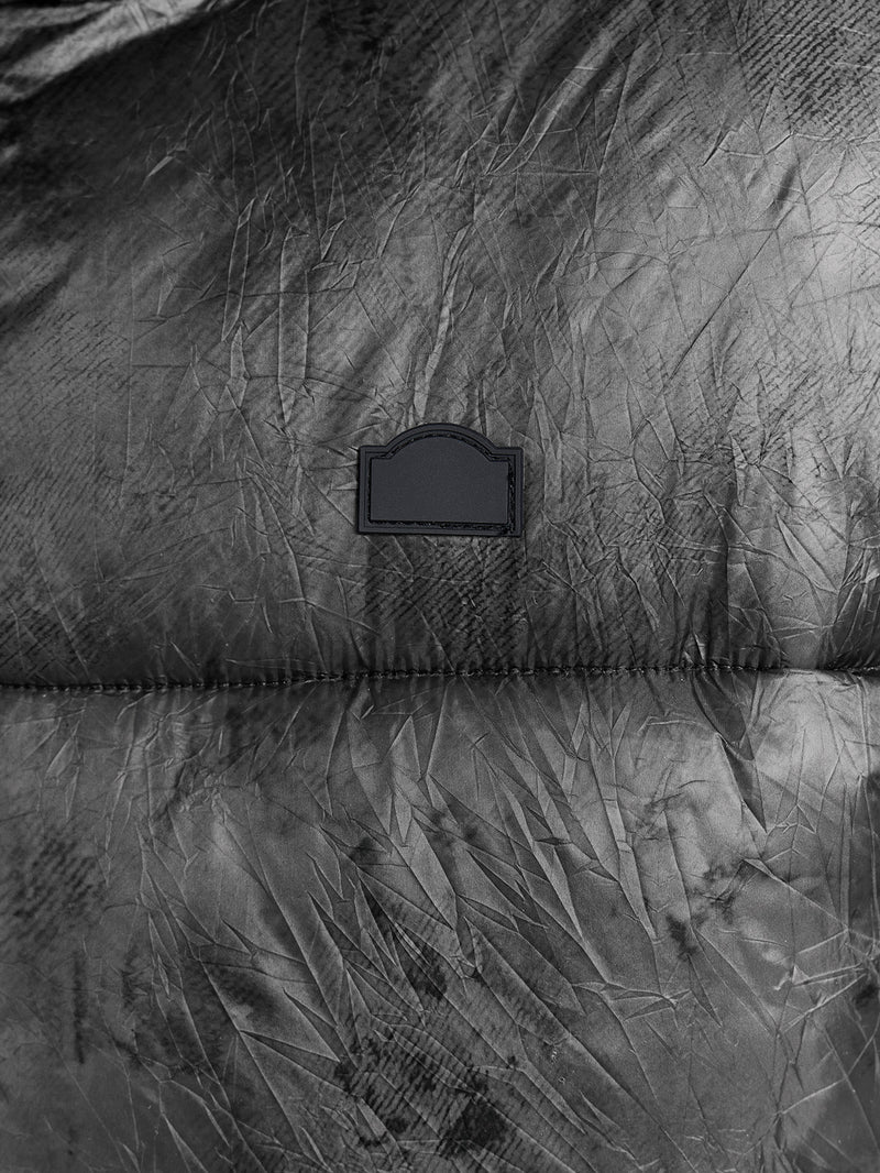 Wrinkled puffer jacket