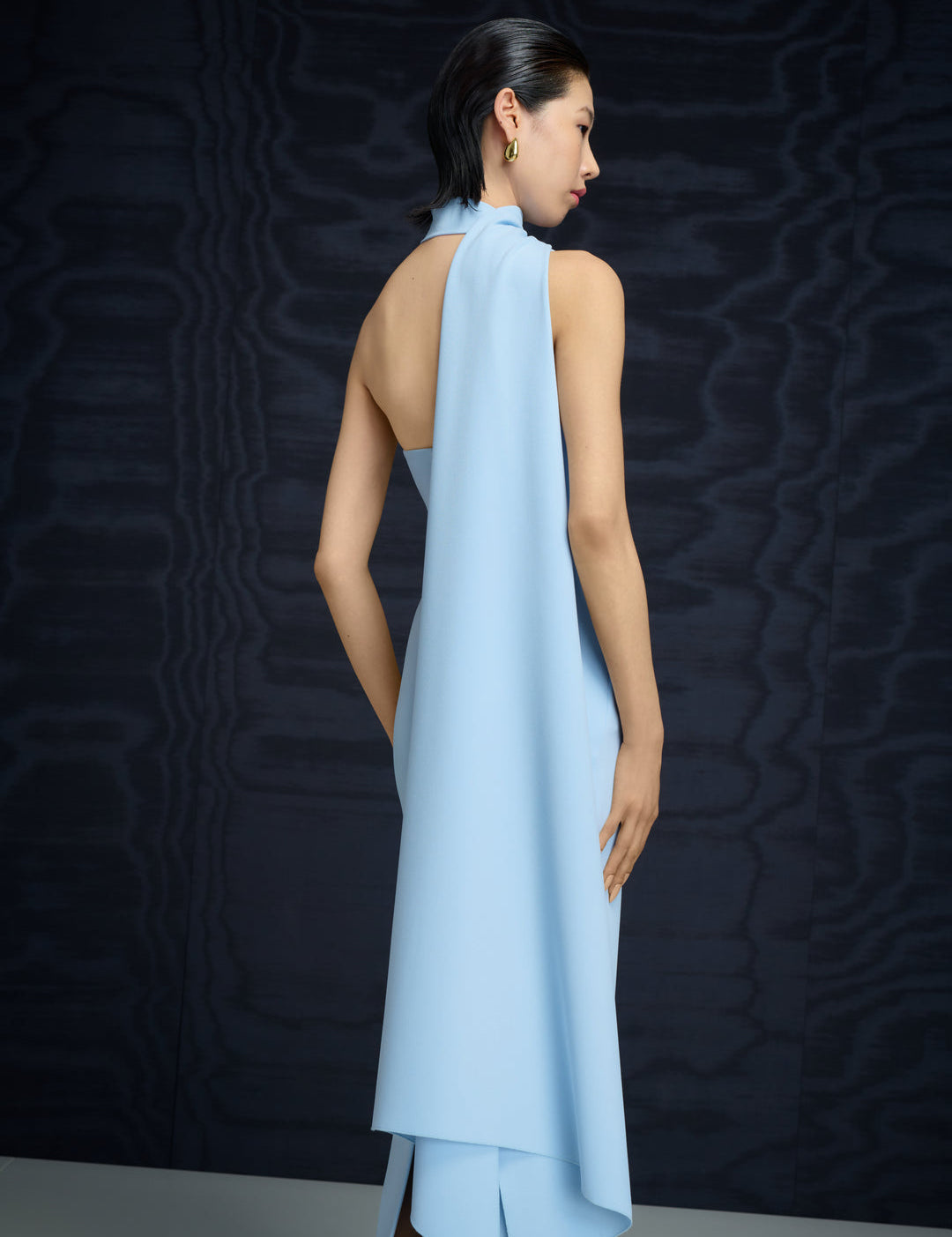 105_OS38011_DEMI_MAXI_DRESS_ICE_BLUE_0043_Rework_1080x_2257fa6d-d560-4d9a-b4ce-247c8065f05a.jpg