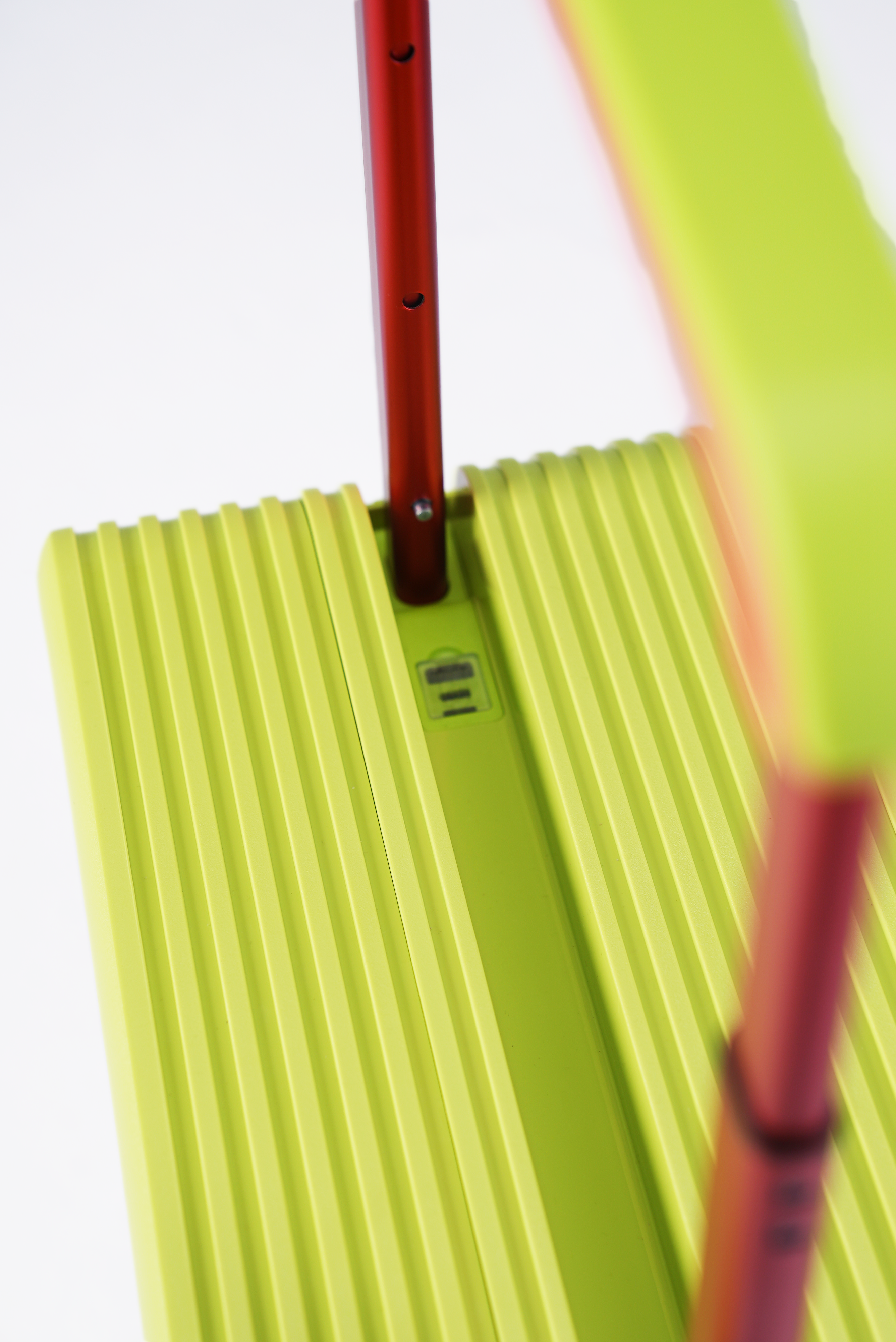 Acid lime cabin bag