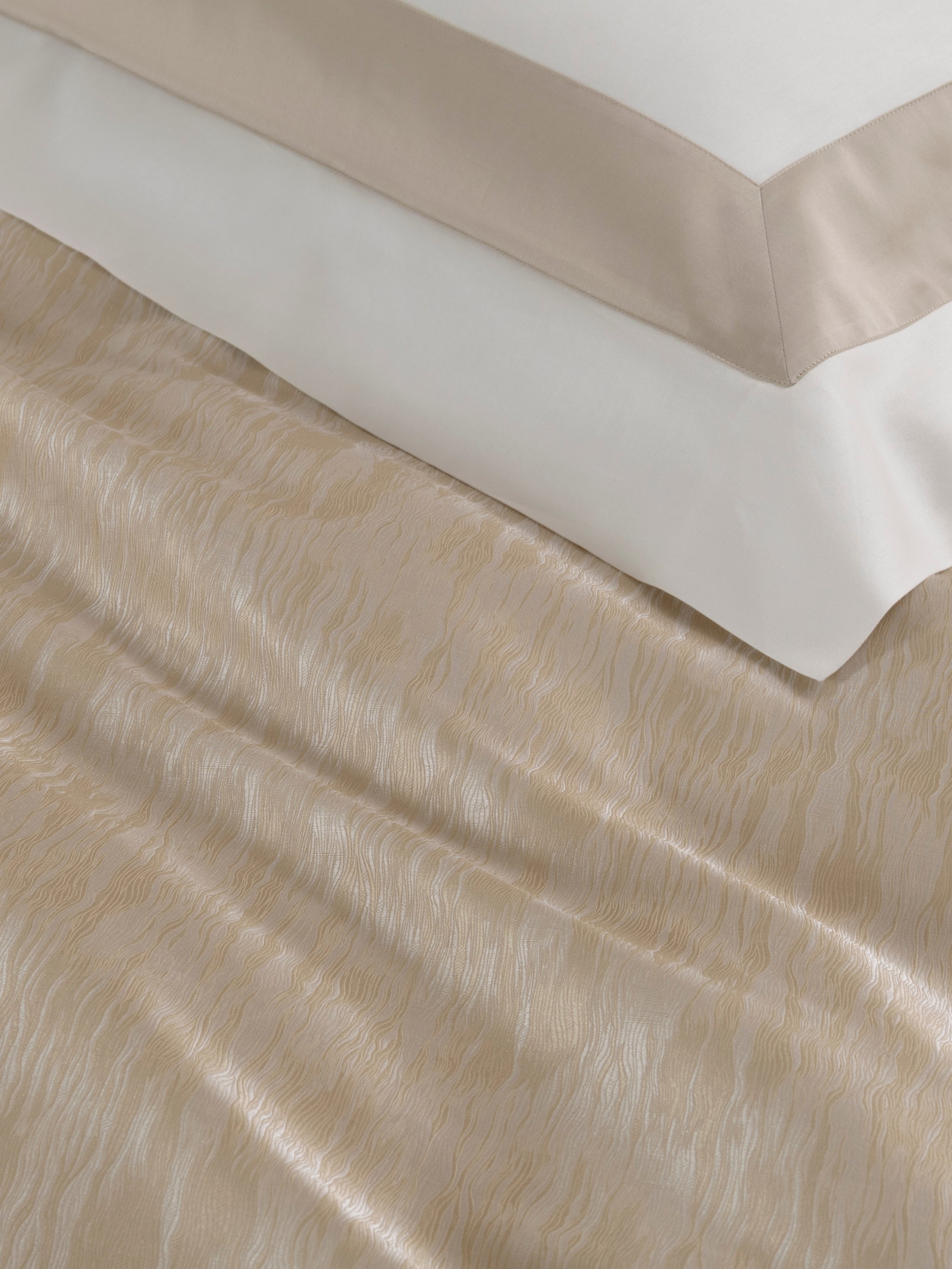 Luxury sway jacquard duvet set 2/20x28 106x126