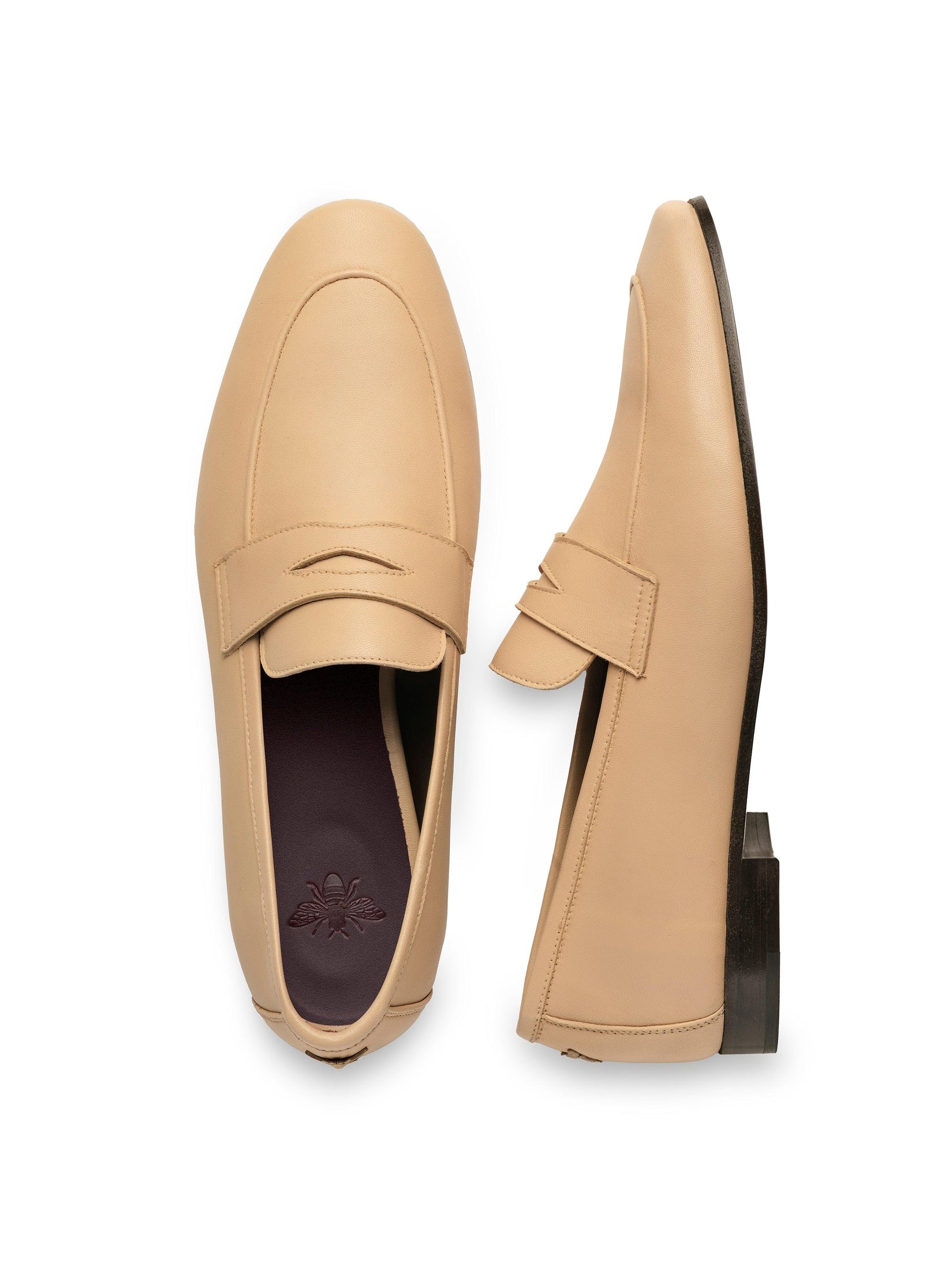 Beige leather flaneur