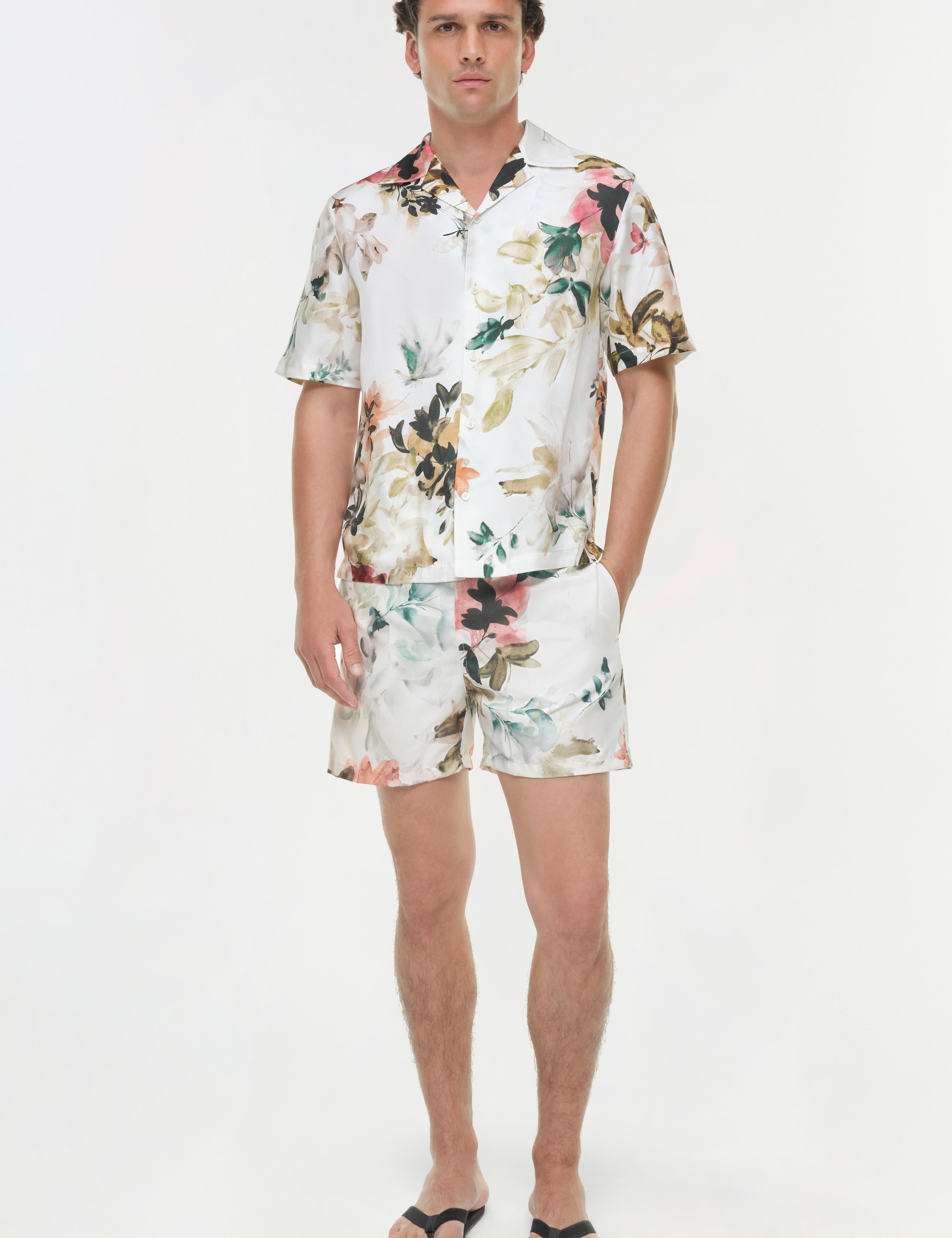16_226-2155-MEN-FLORAL_0007_c5239f92-db7e-453d-ab64-ff1bd630fc48.jpg