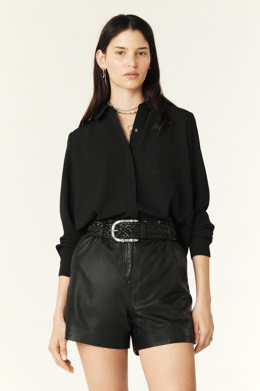 monica. LOOSE BUTTONED SHIRT شيرت 