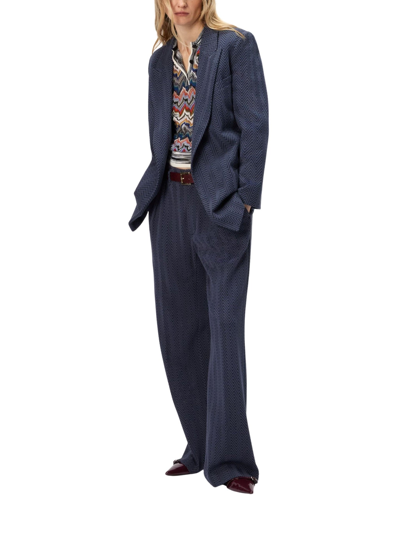 Single-breasted blazer with zigzag pattern
