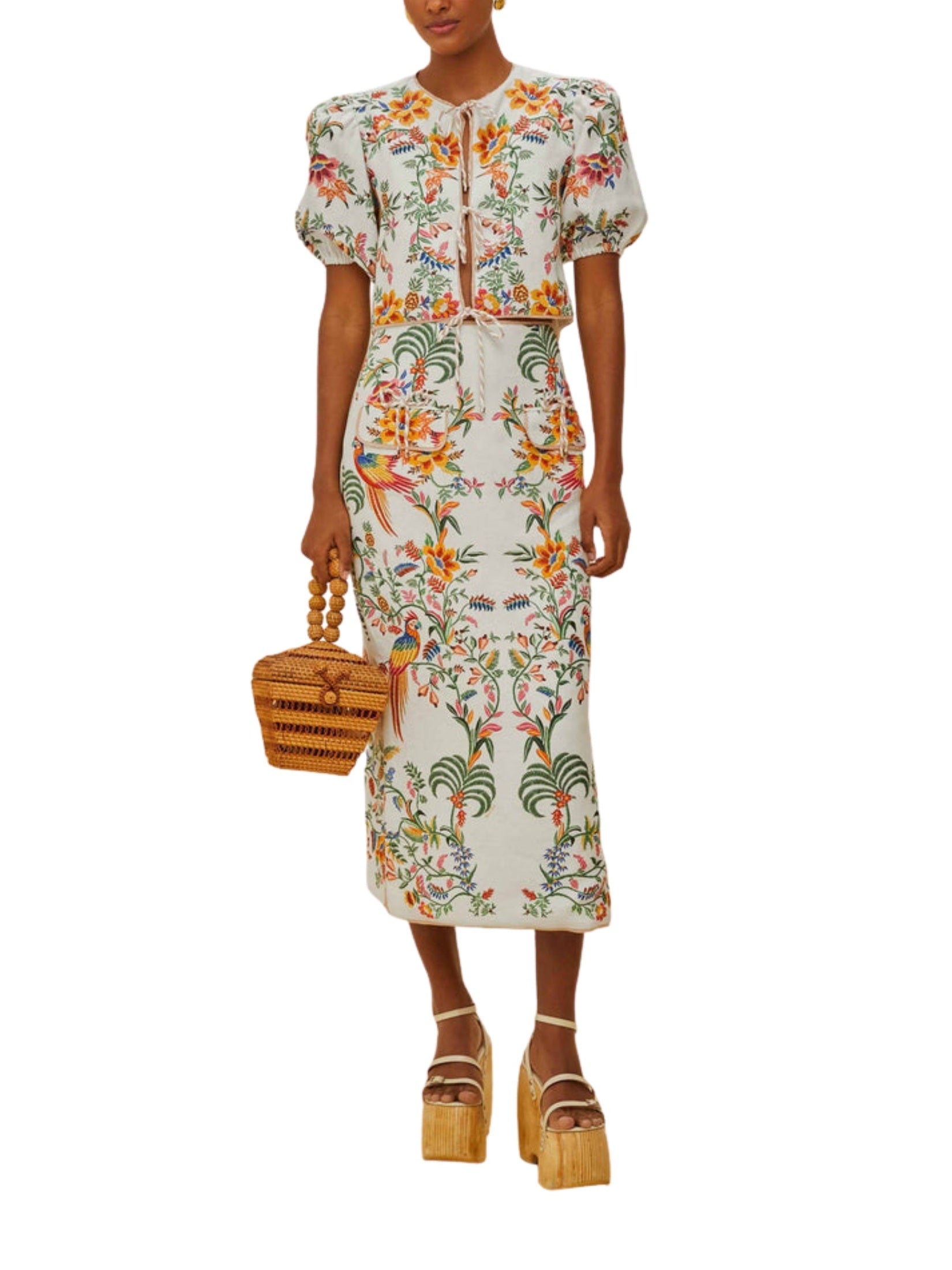 Delicate forest scarves off-white blouse short sle
