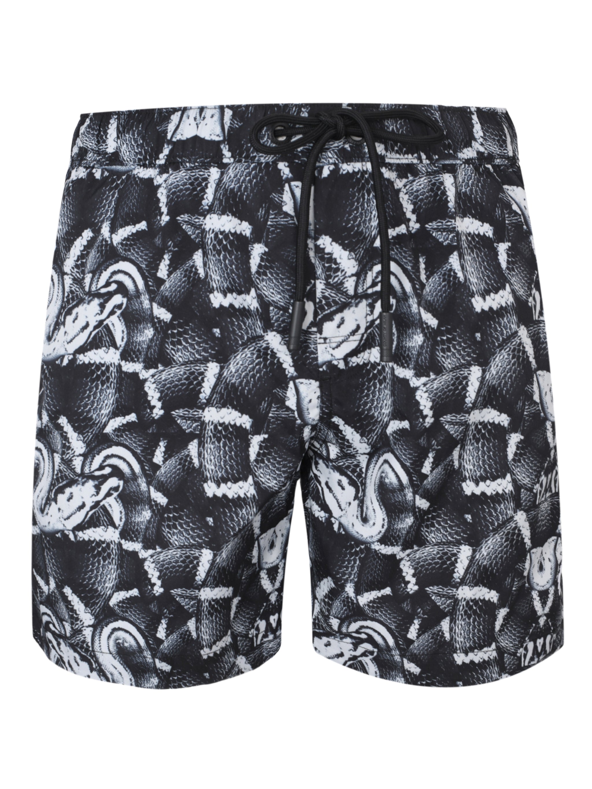 Snakes shorts 16