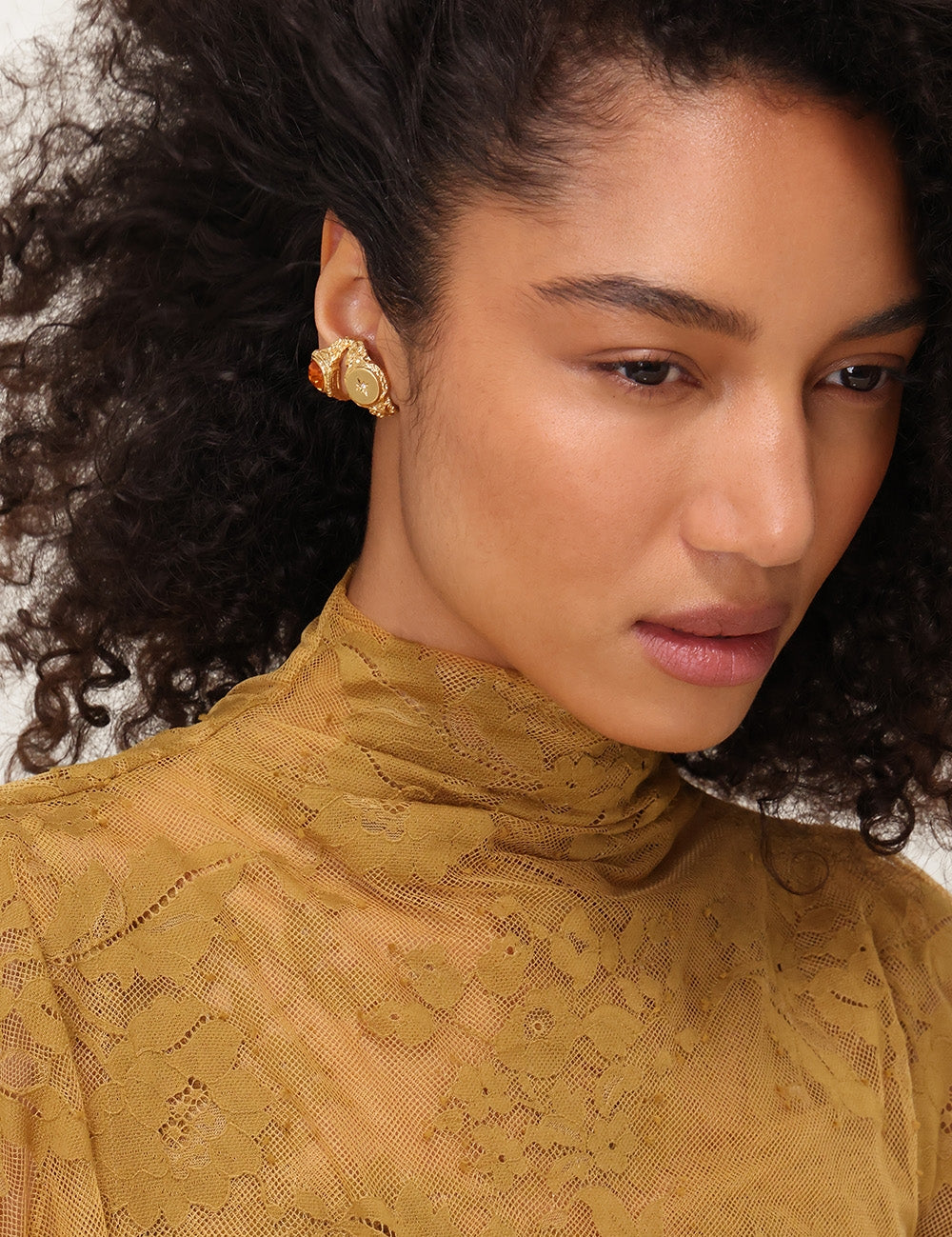 Idle single earcuff