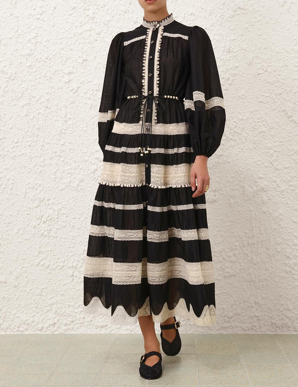 2.3227dss251.blcr.black-cream.jpg