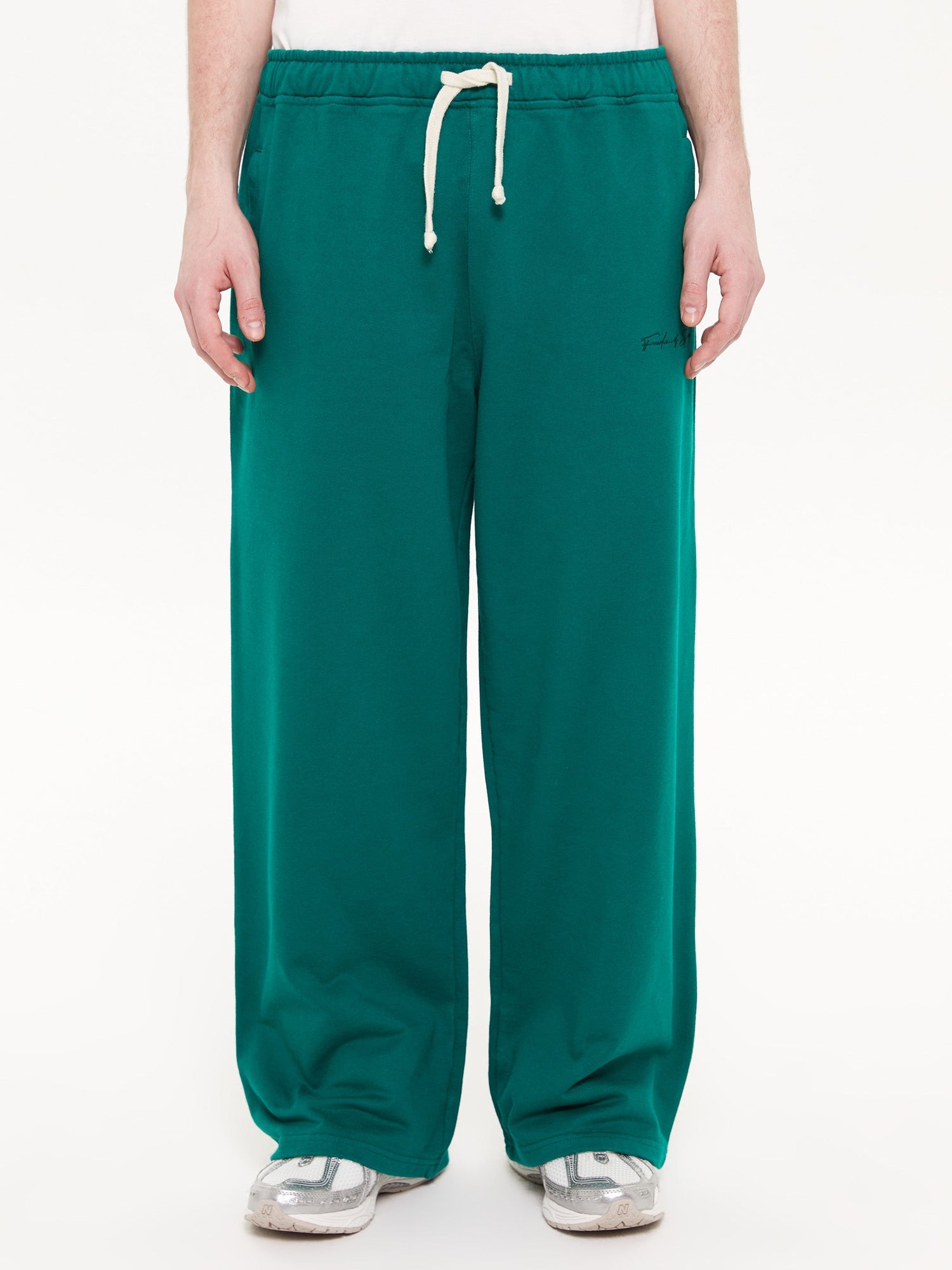 SIGNATURE LOOSE FIT LOUNGE PANTS