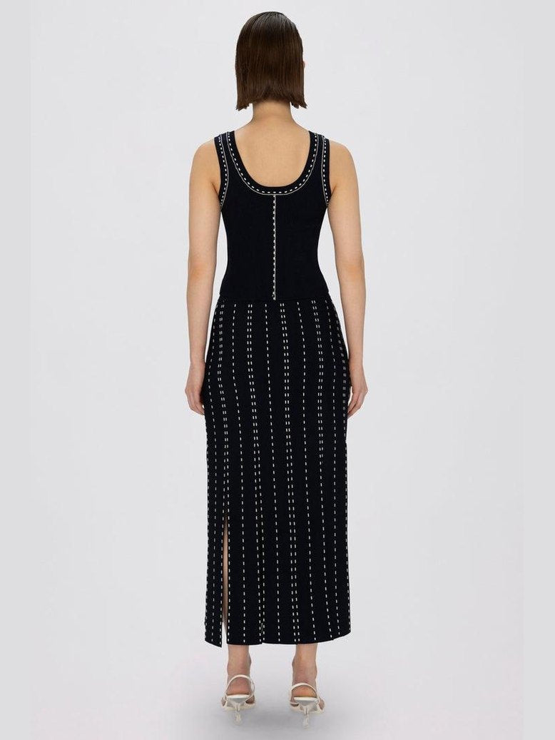 Nailah  top