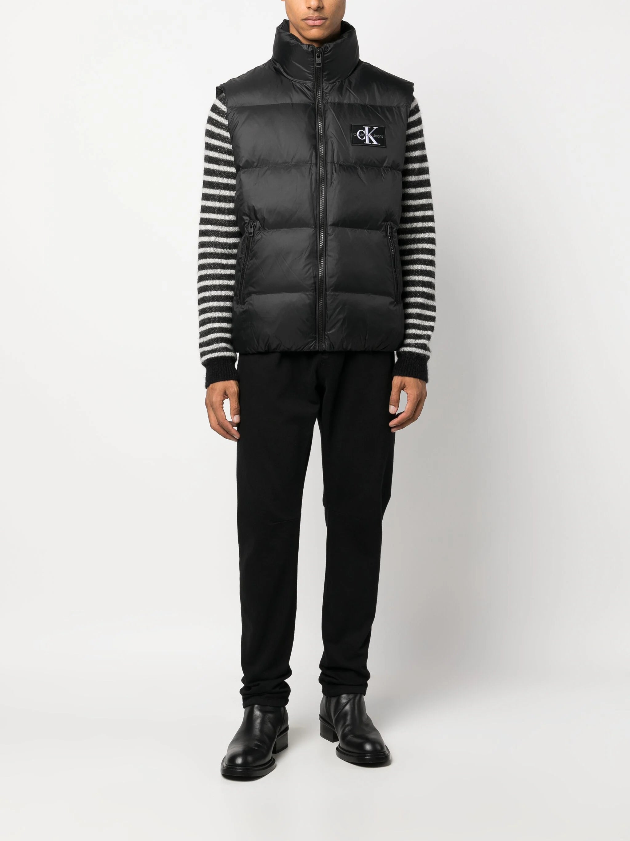 Calvin Klein logo-patch padded gilet