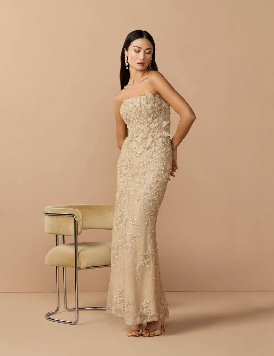 21200-Gold-Lifestyle-Main.jpg