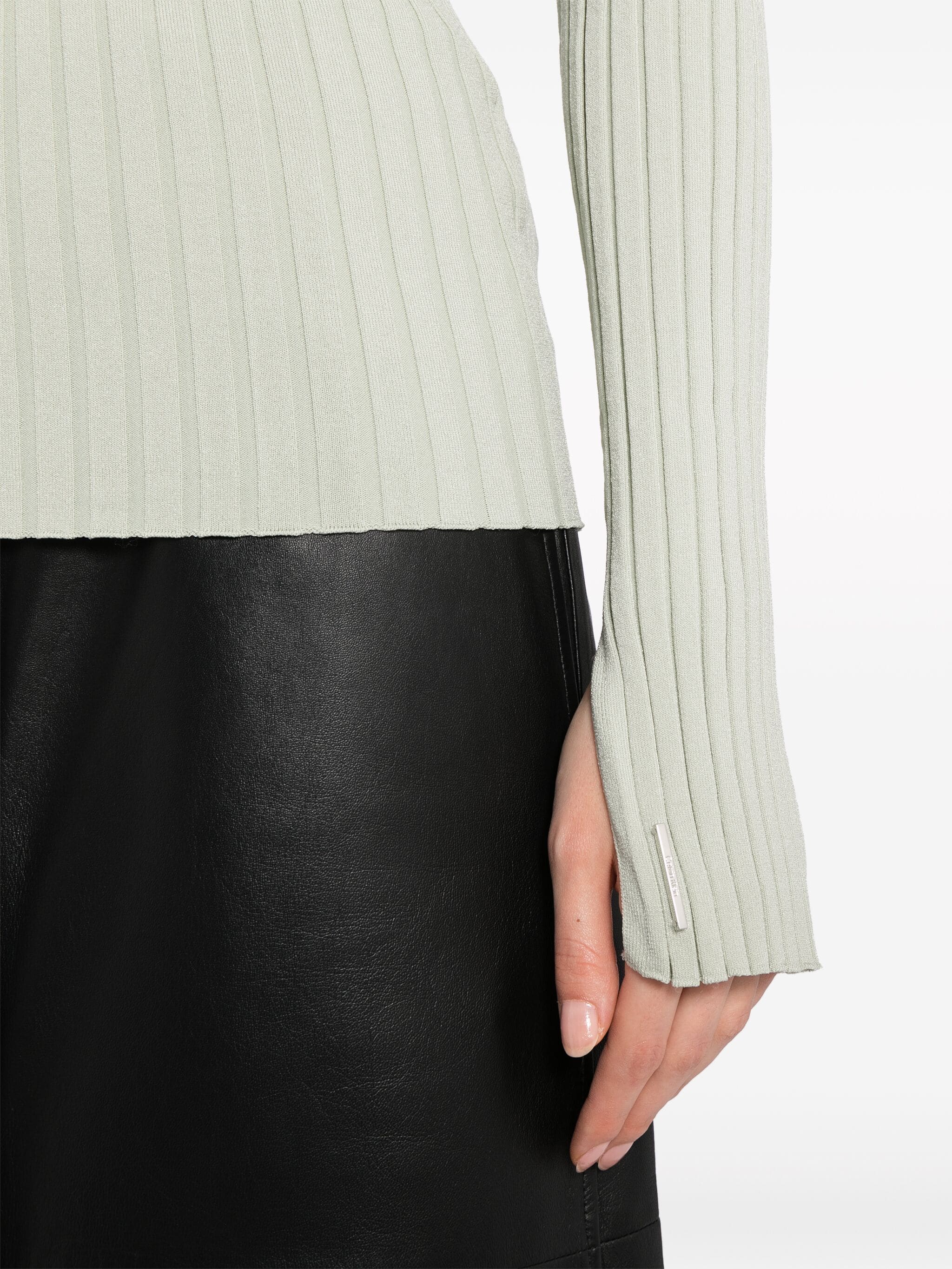 ICONIC RIB LONGSLEEV