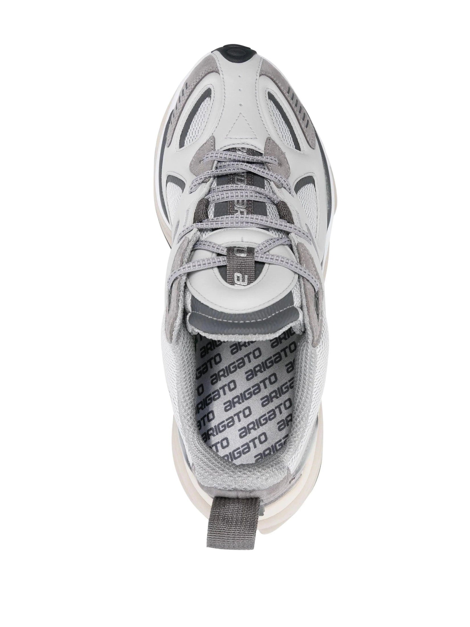Satellite runner