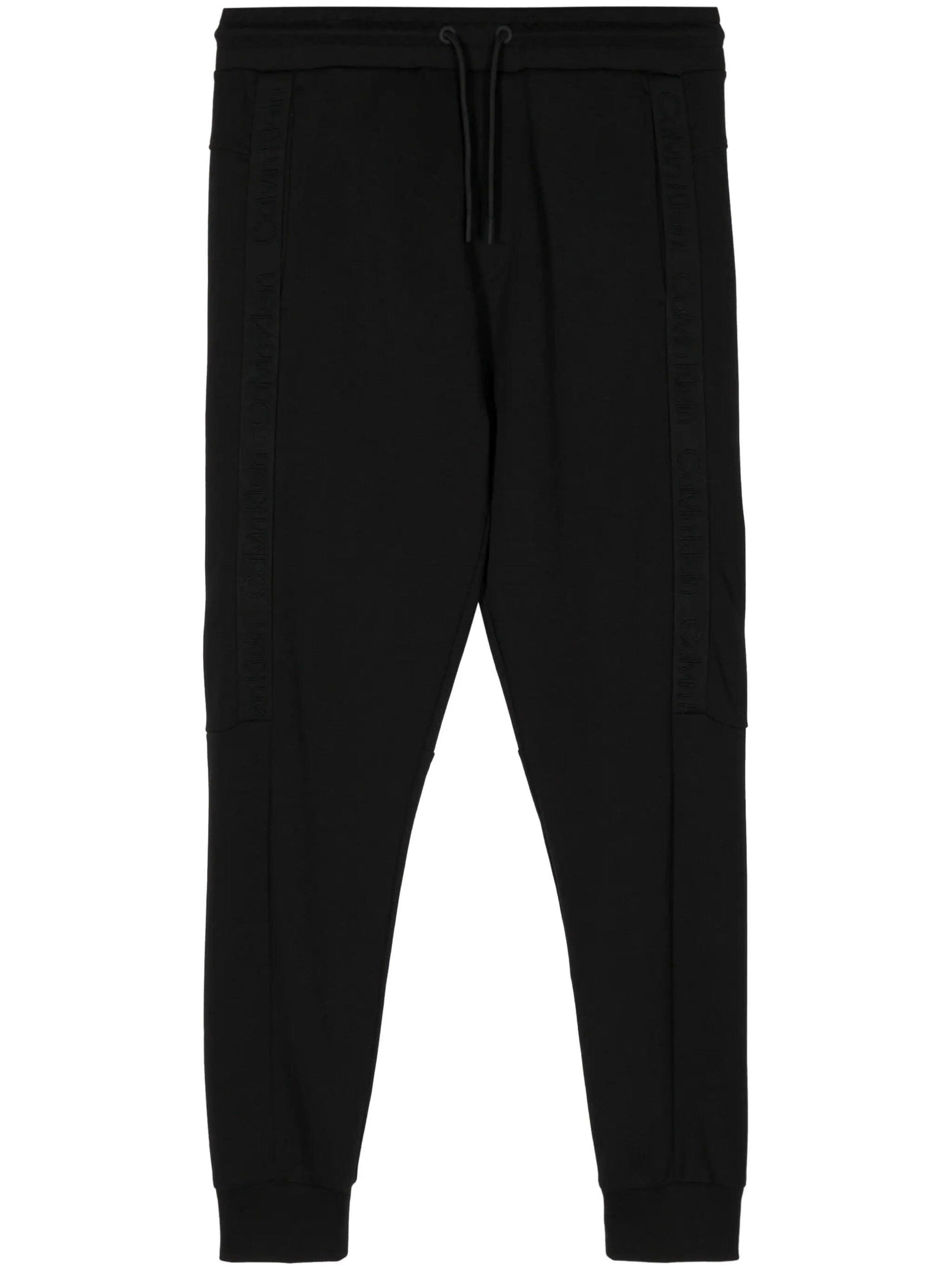 Raised logo tape jogger
