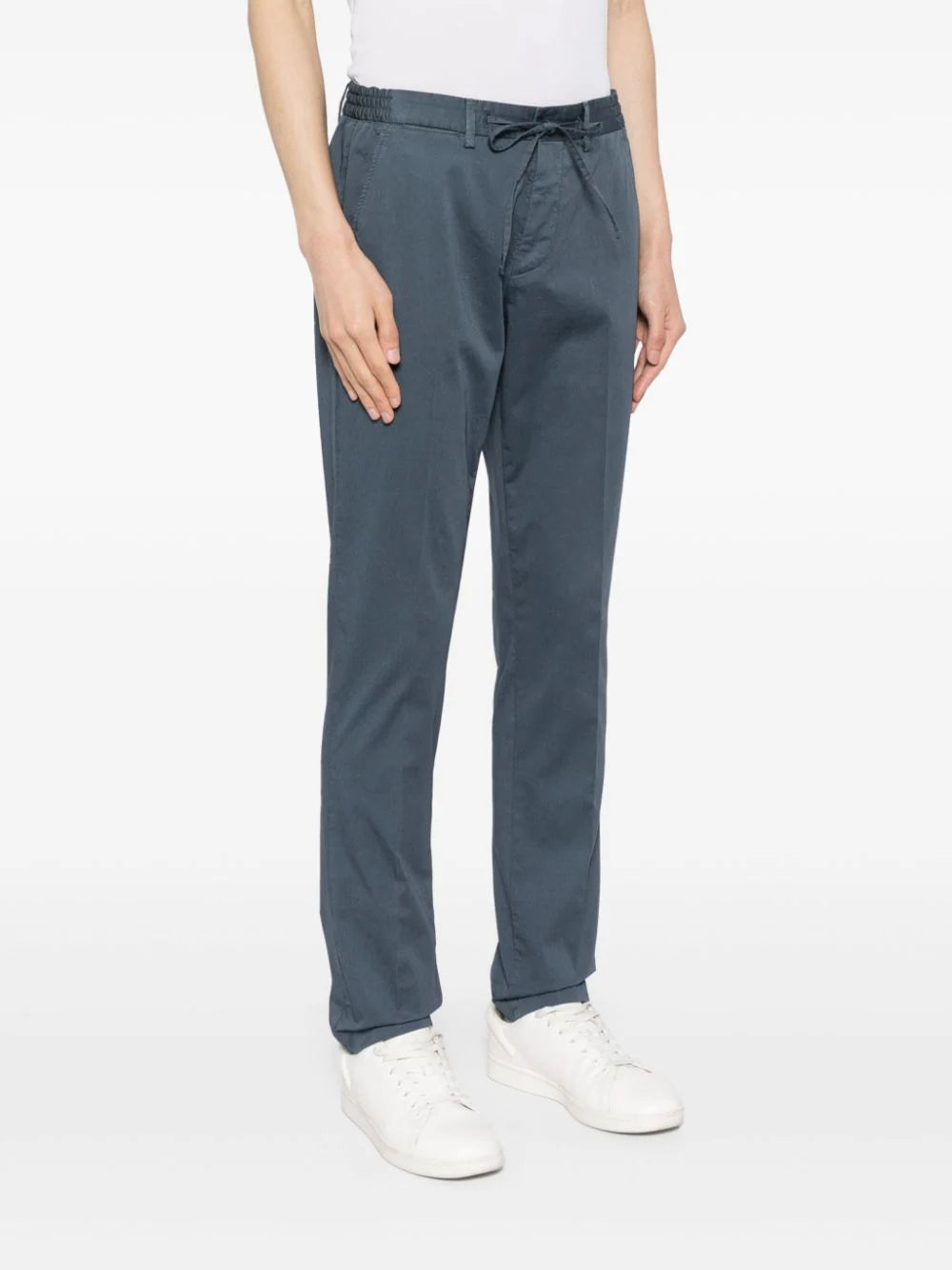 drawstring straight-leg trousers