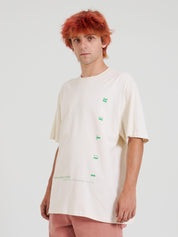 Face tee