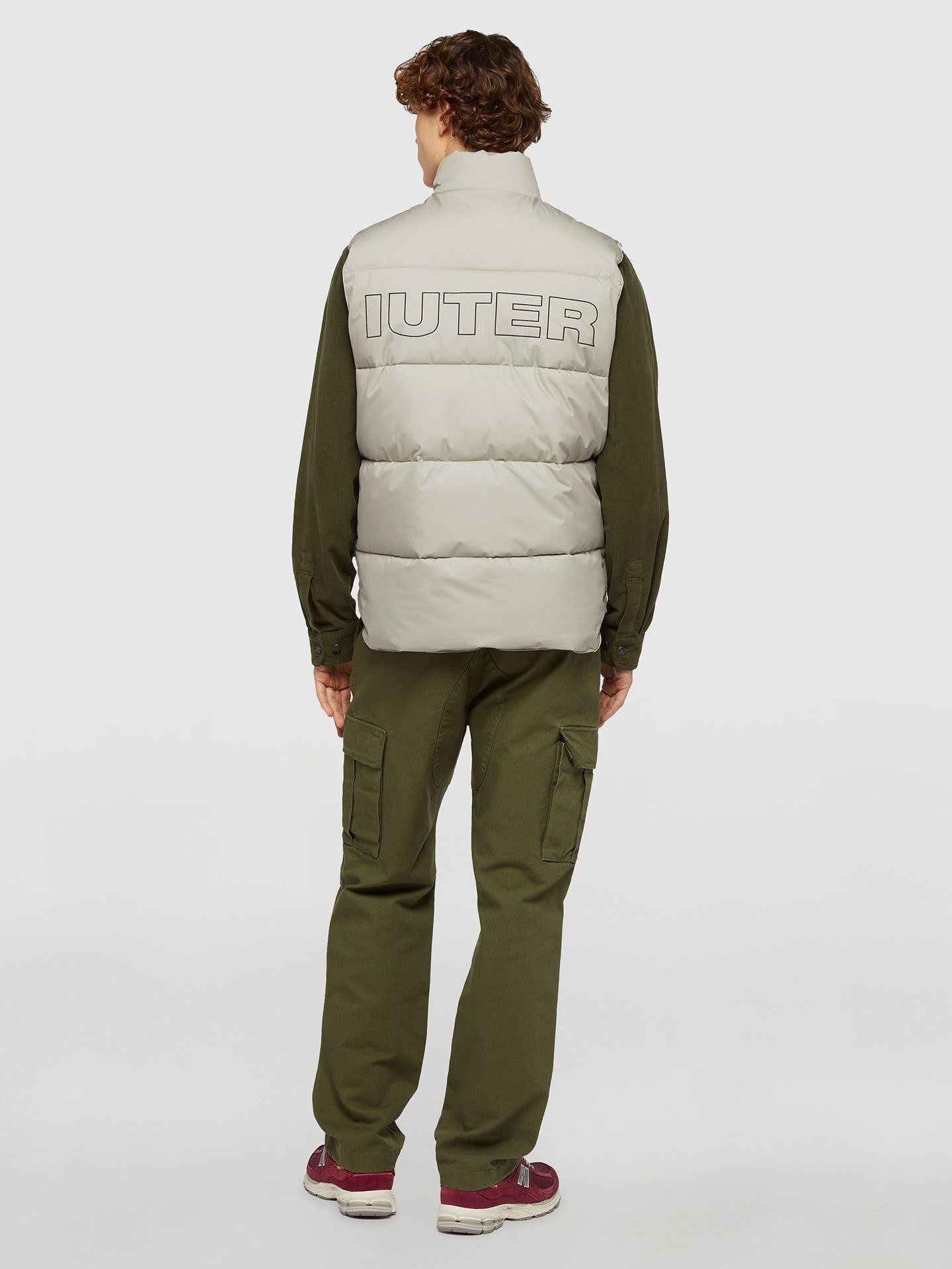 Iuter puff vest